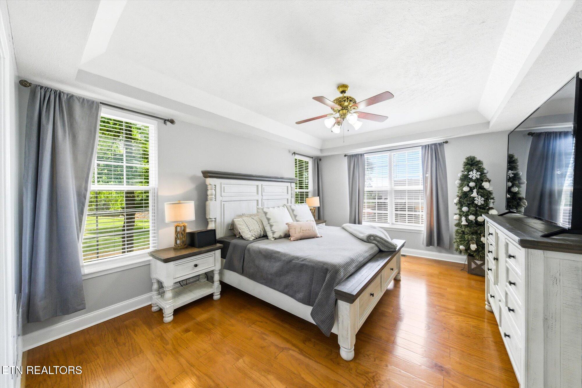 1537 Ellis Woods Loop Sevierville TN 37876