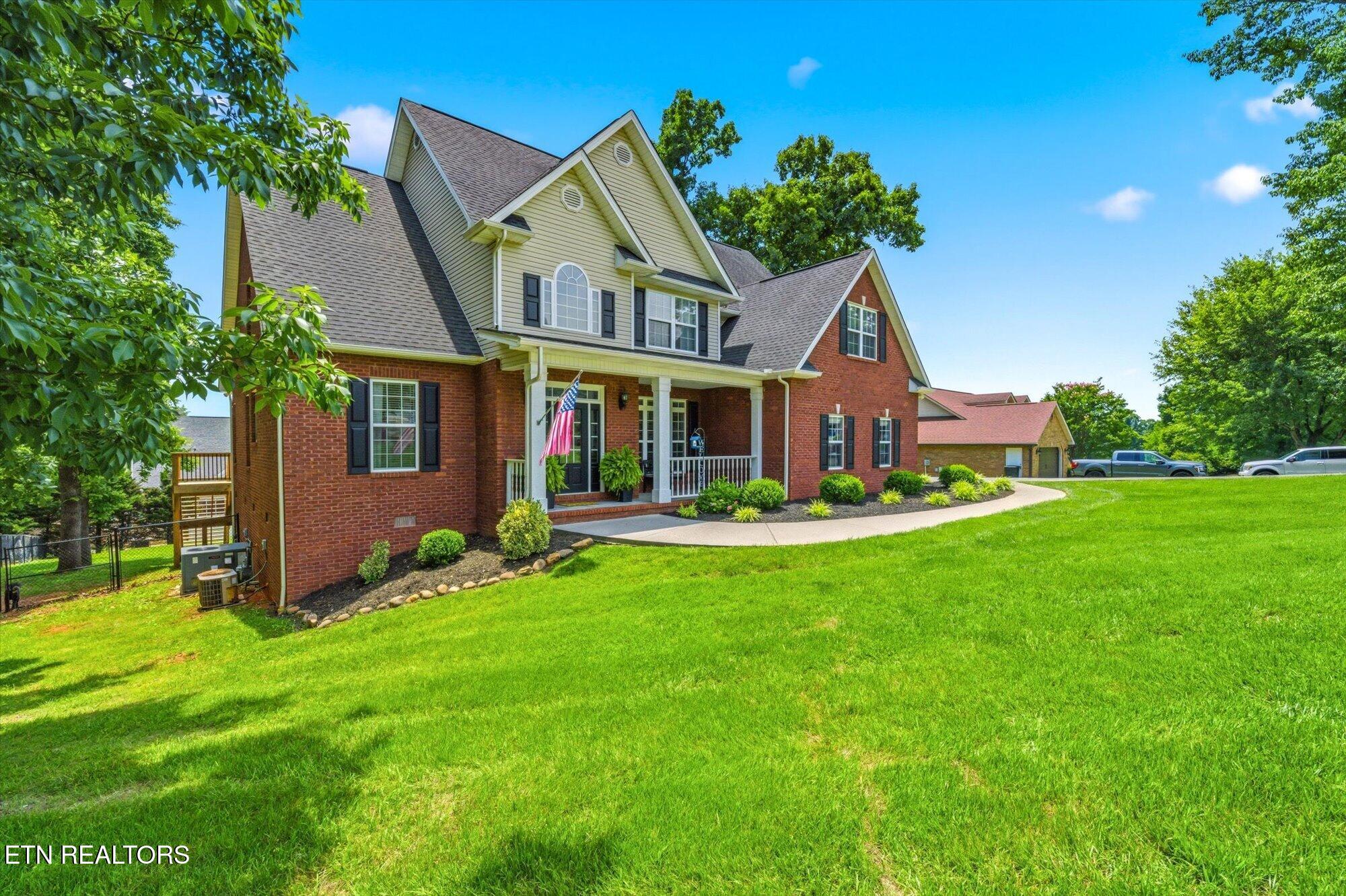 1537 Ellis Woods Loop Sevierville TN 37876