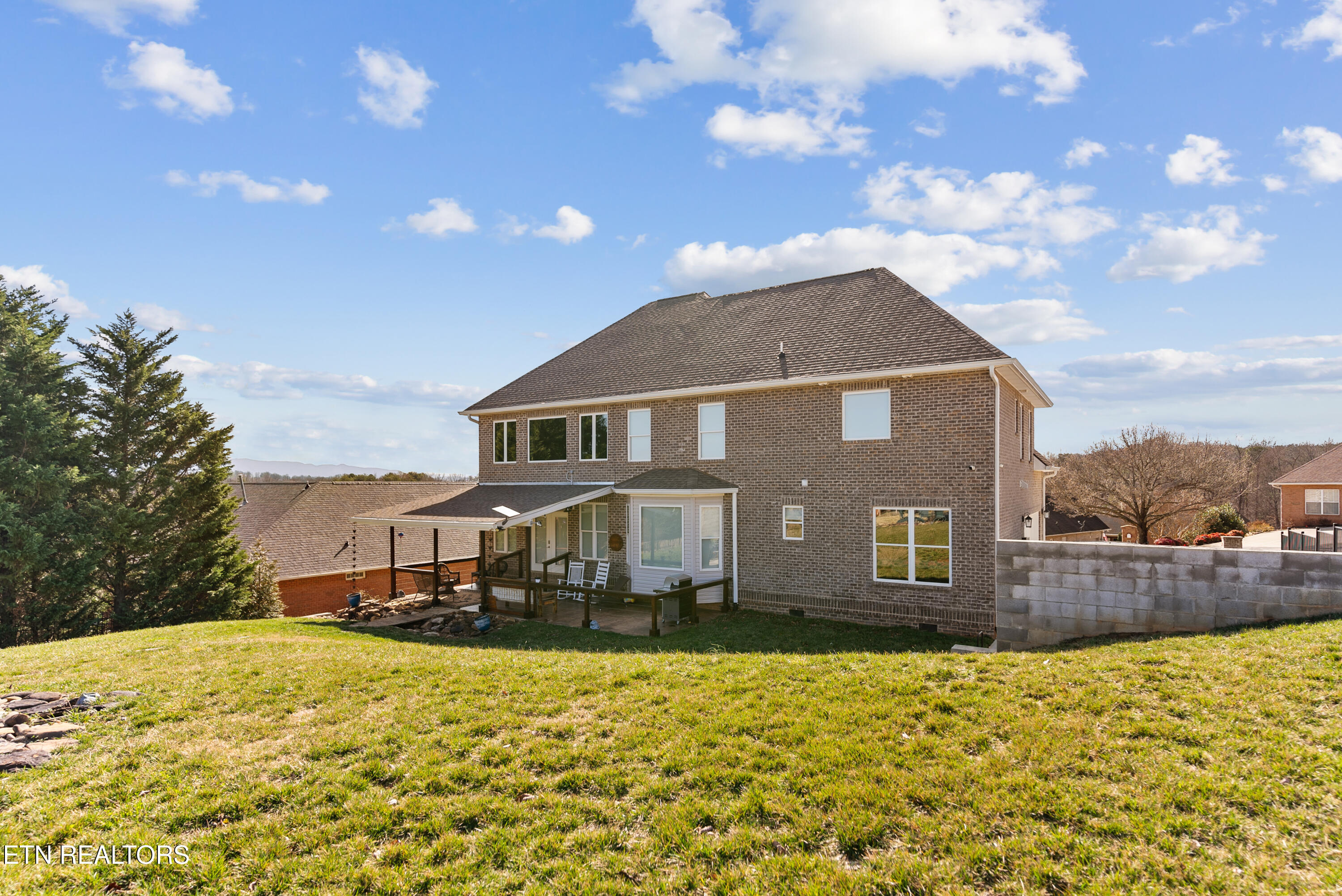 427 Royal Oaks Drive Maryville TN 37801