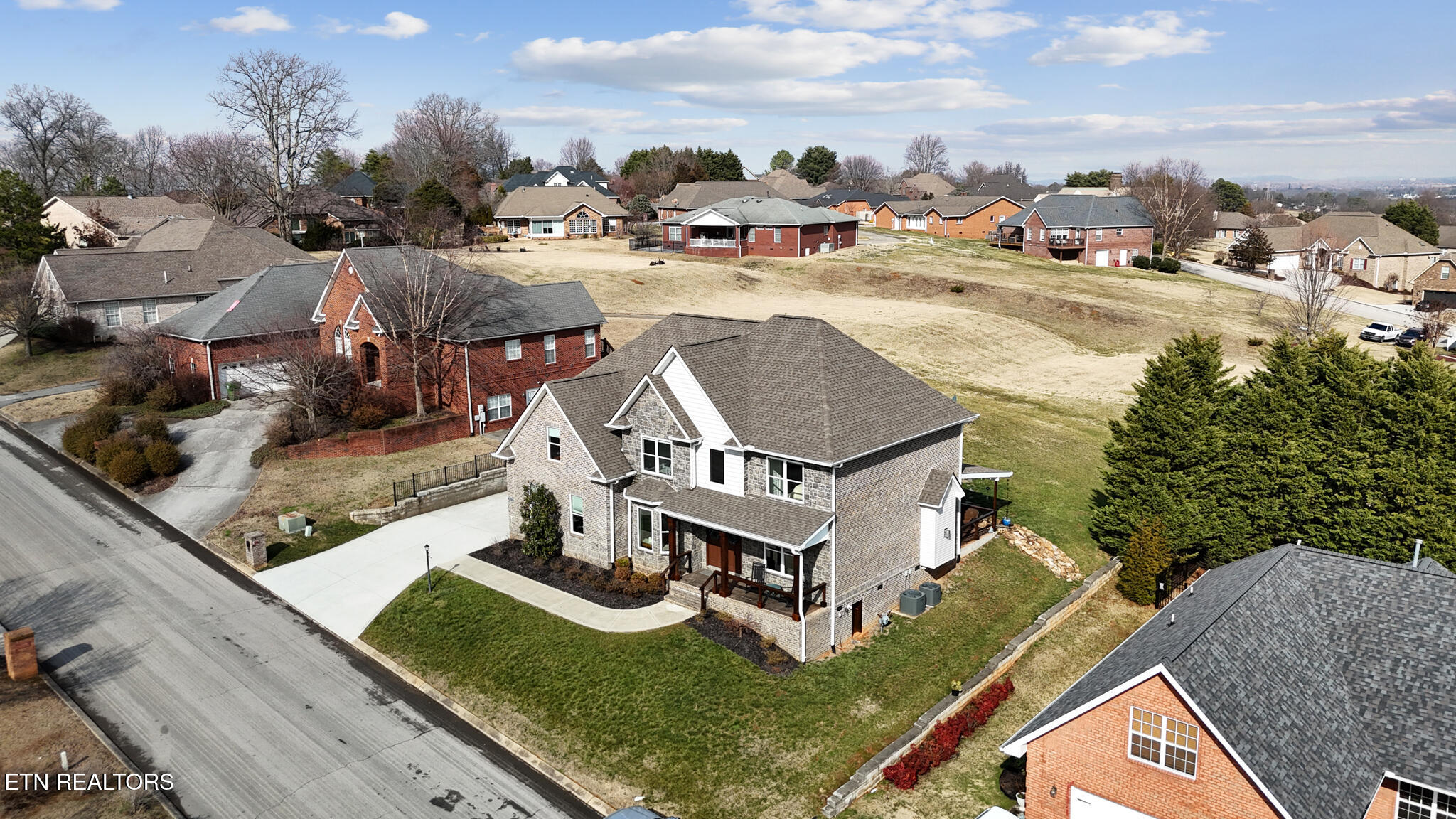 427 Royal Oaks Drive Maryville TN 37801