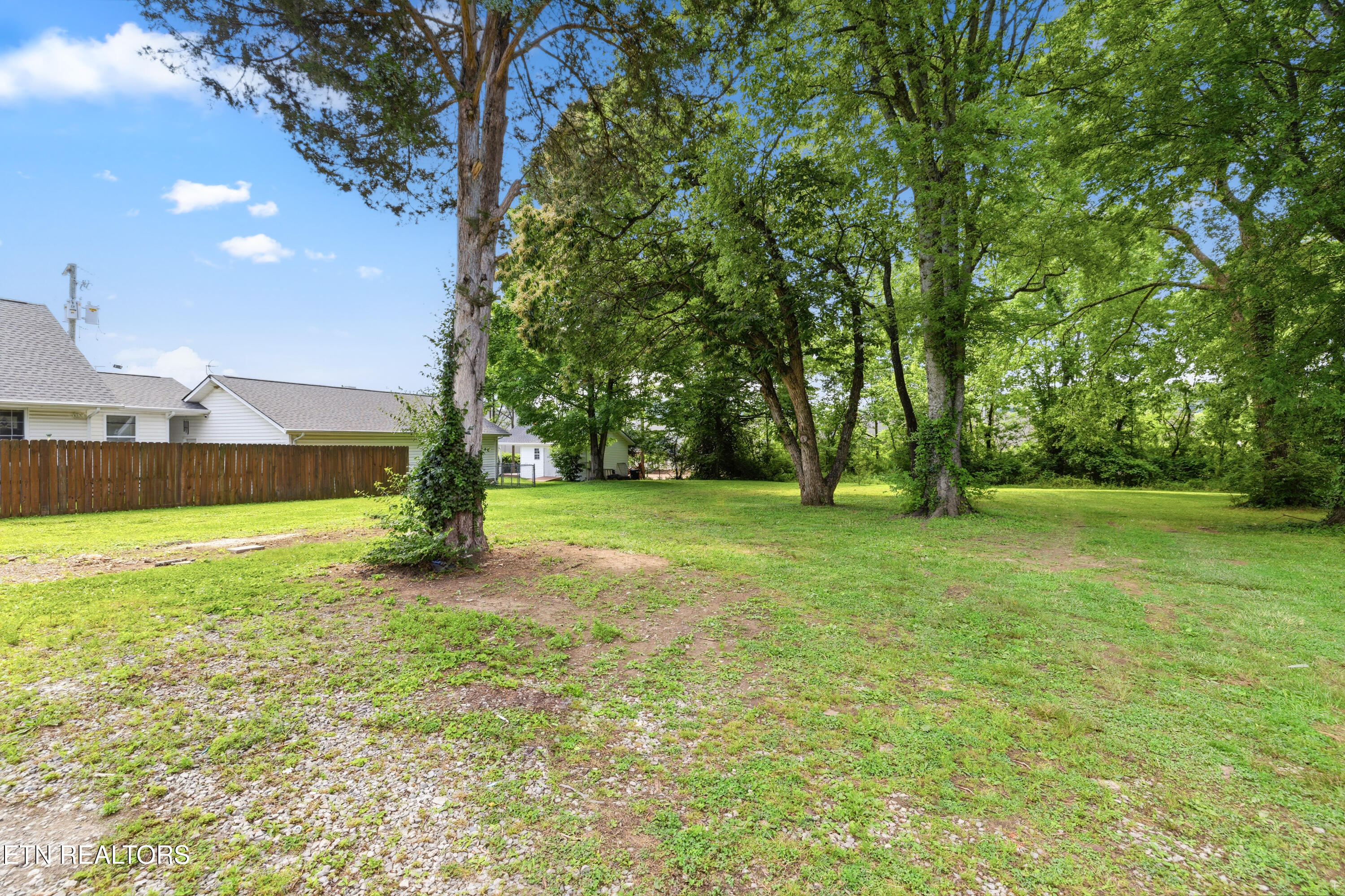 2628 Woodrow Drive Knoxville TN 37918