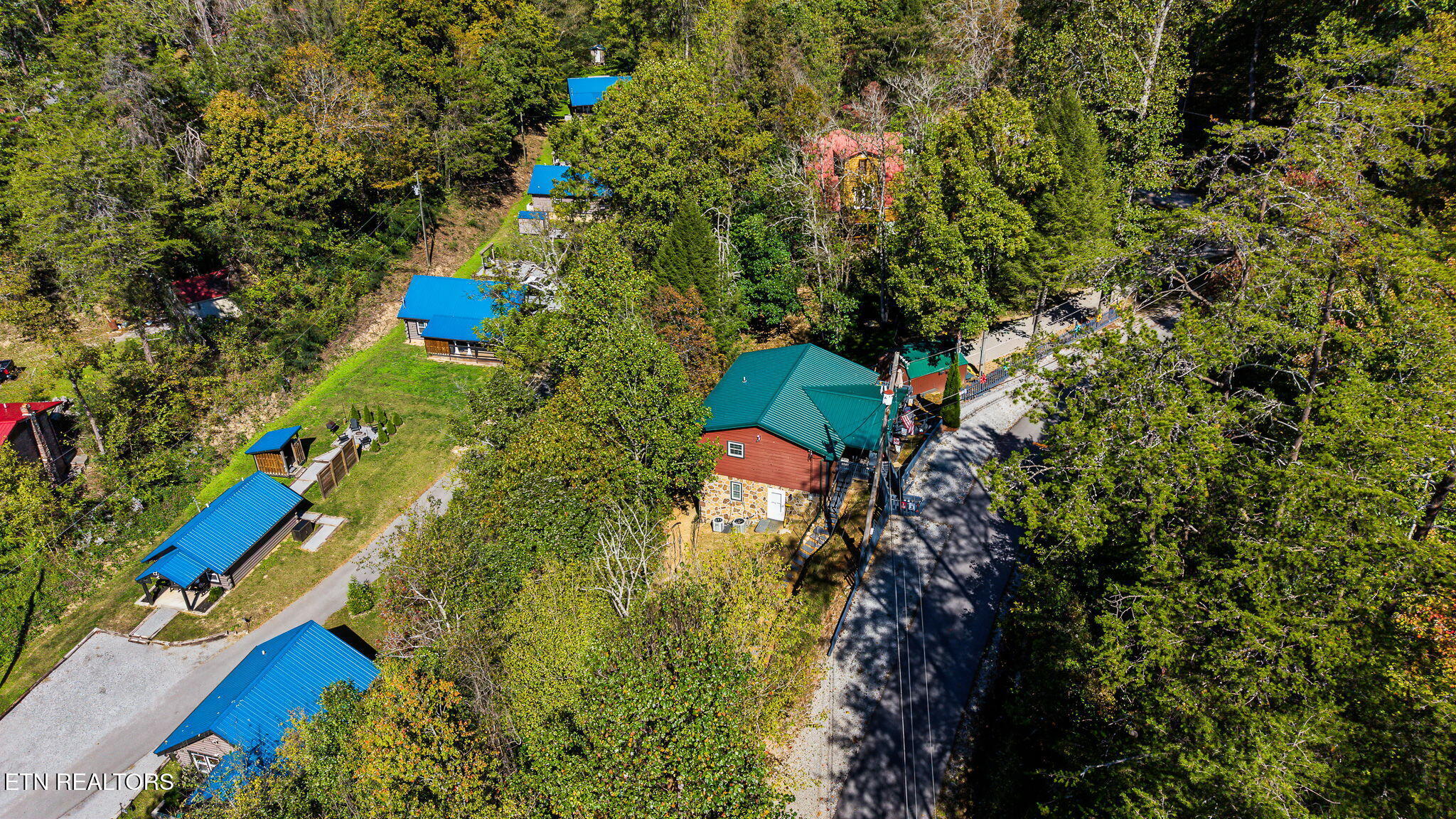 1725 Red Bone Way Sevierville TN 37876