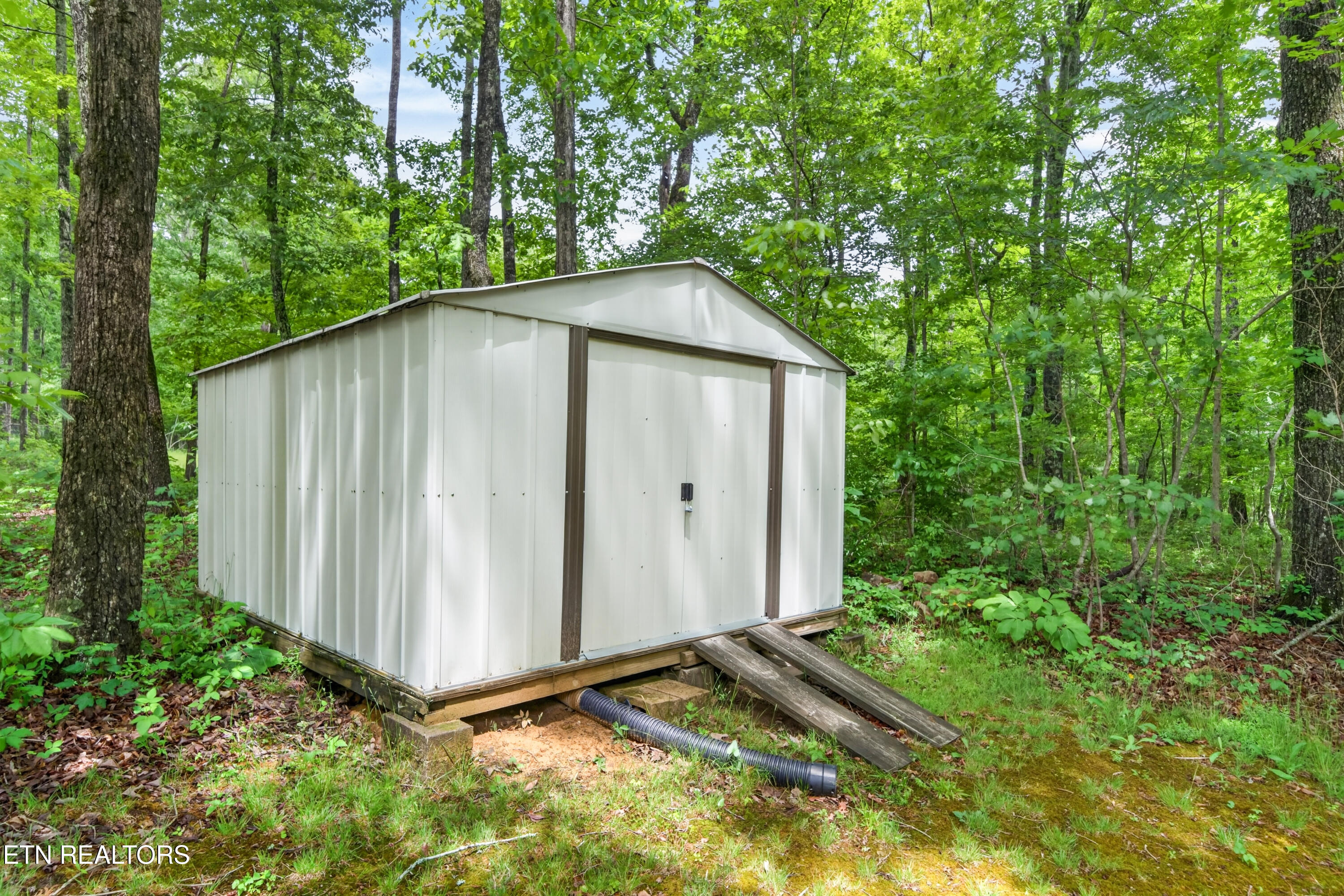 5321 Pawnee Road Crossville TN 38572