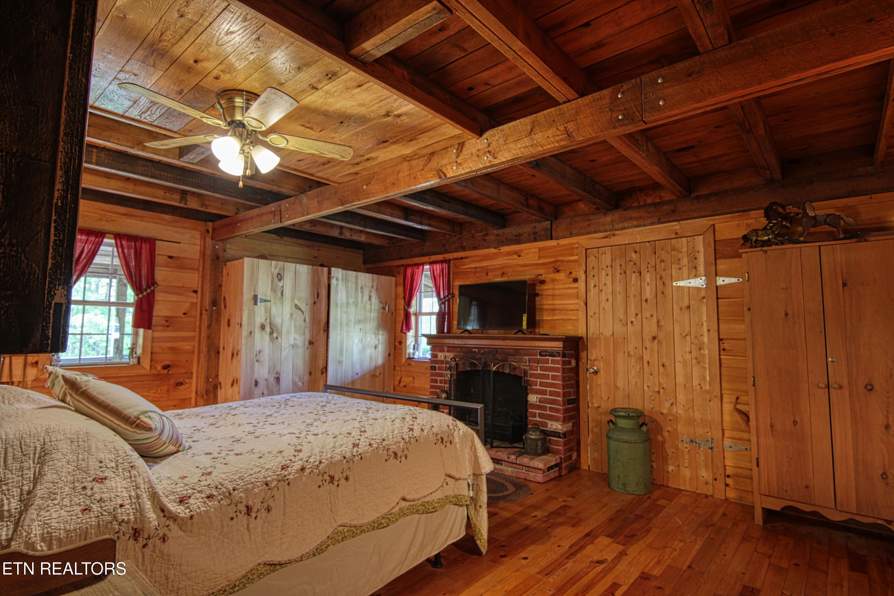 147 Akers Chapel Loop Jamestown TN 38556