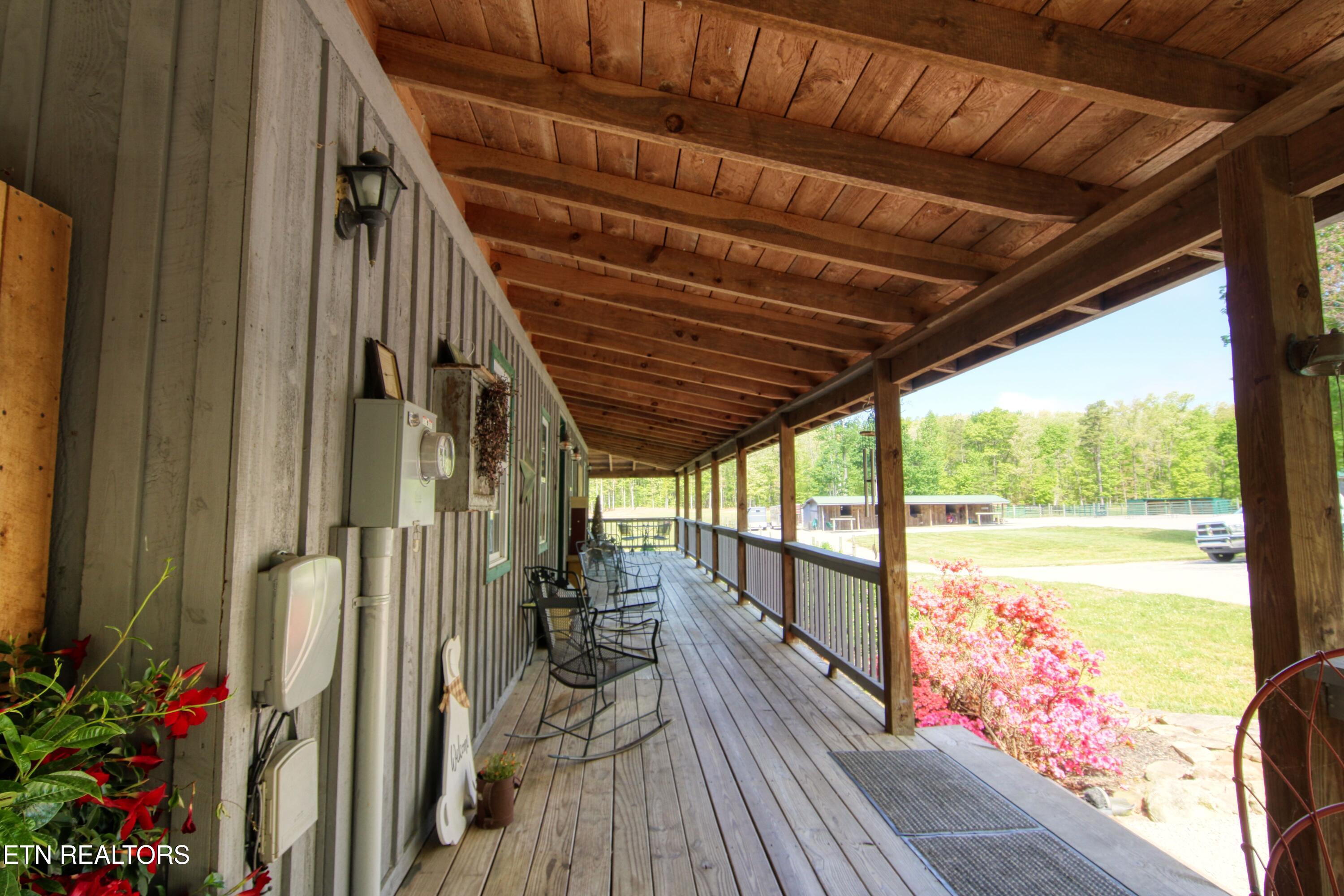 147 Akers Chapel Loop Jamestown TN 38556