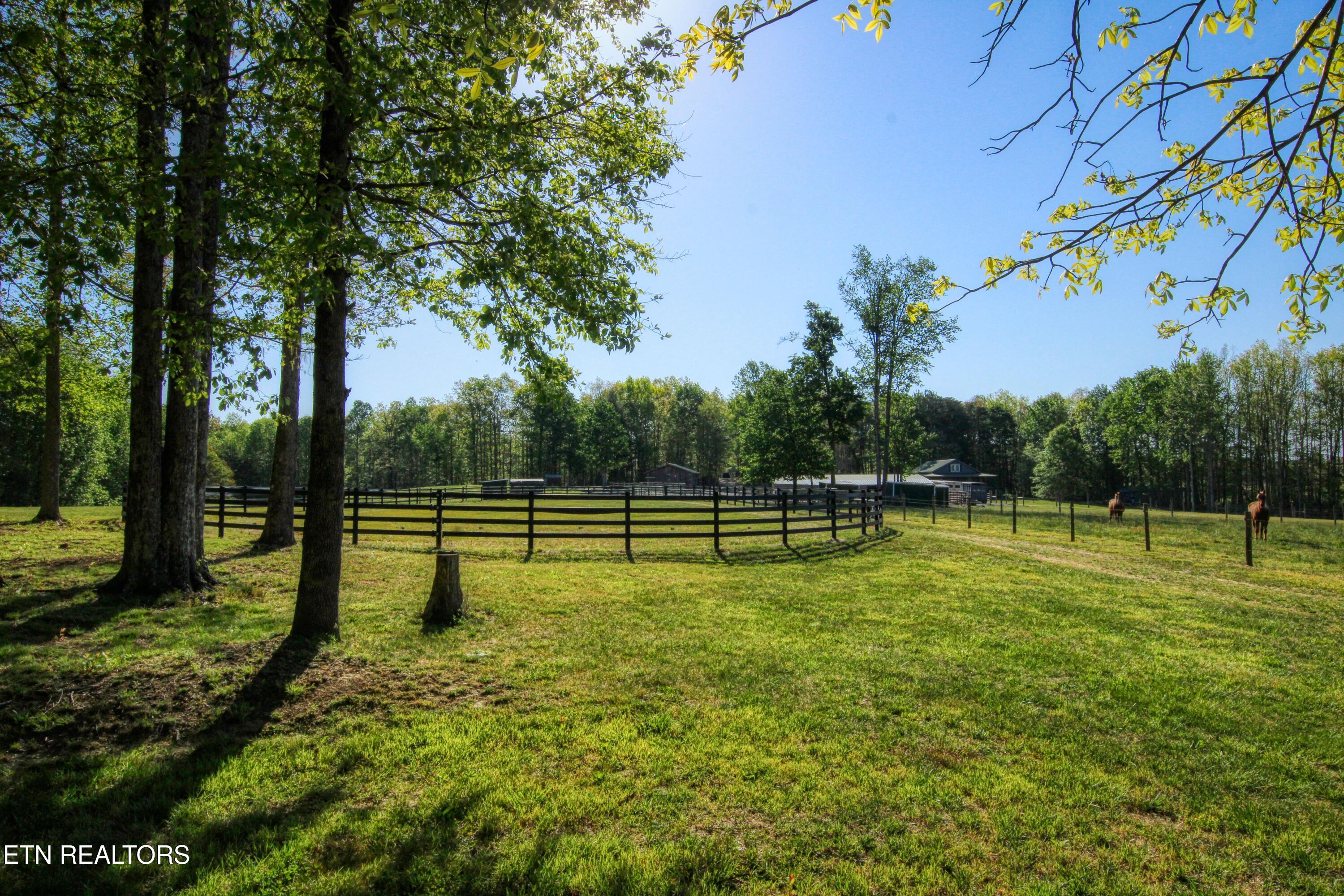 147 Akers Chapel Loop Jamestown TN 38556