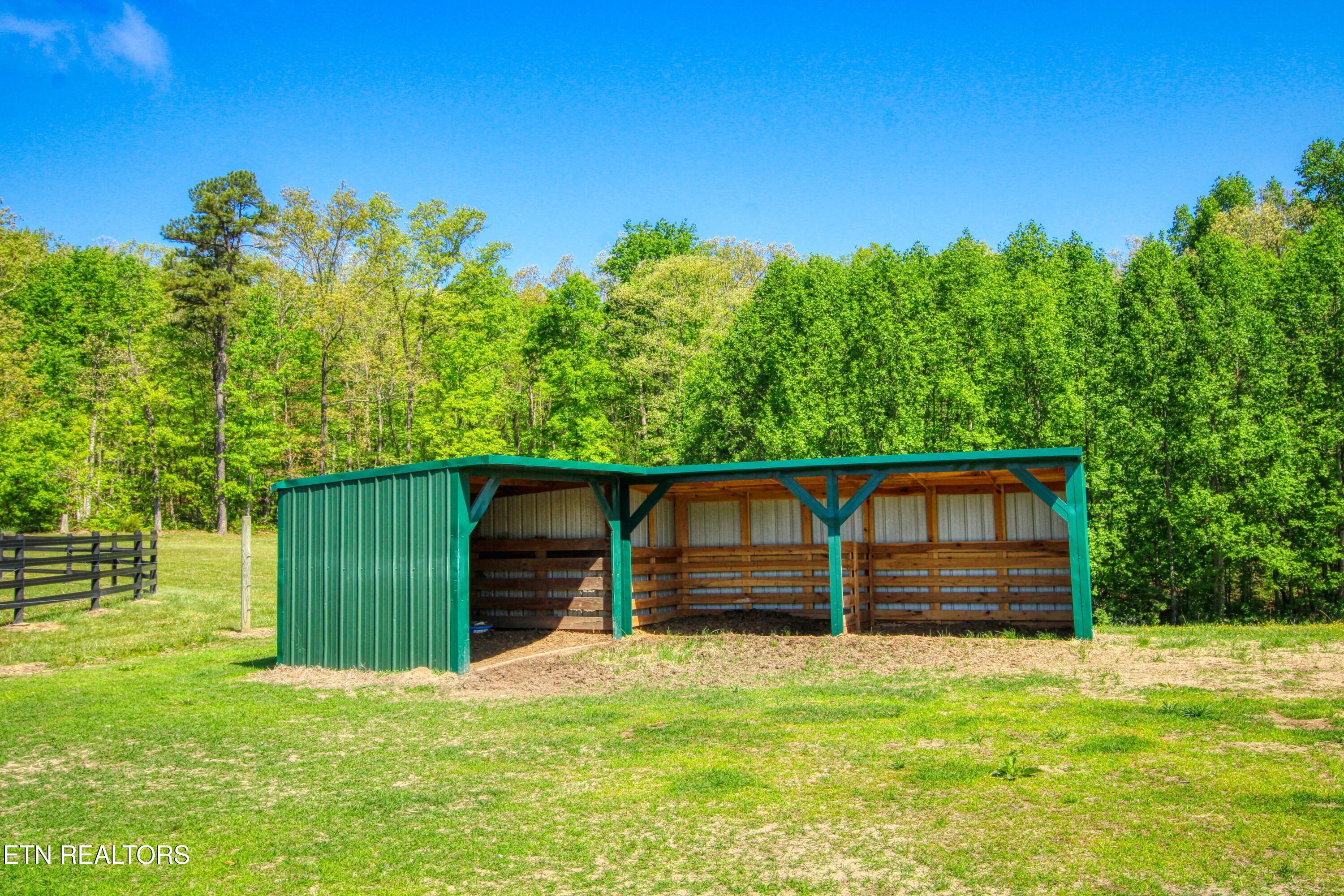 147 Akers Chapel Loop Jamestown TN 38556