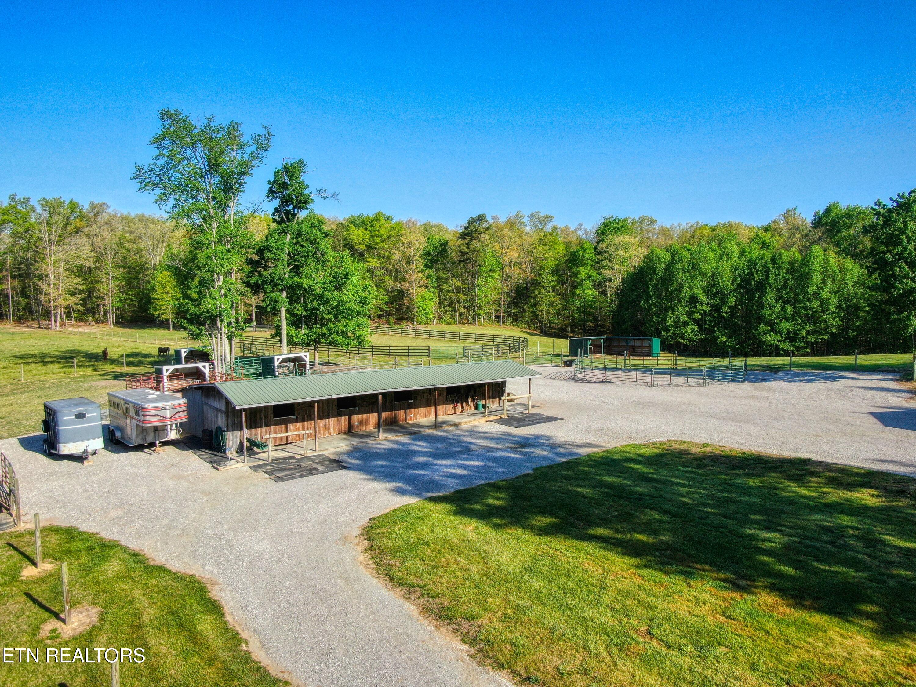 147 Akers Chapel Loop Jamestown TN 38556
