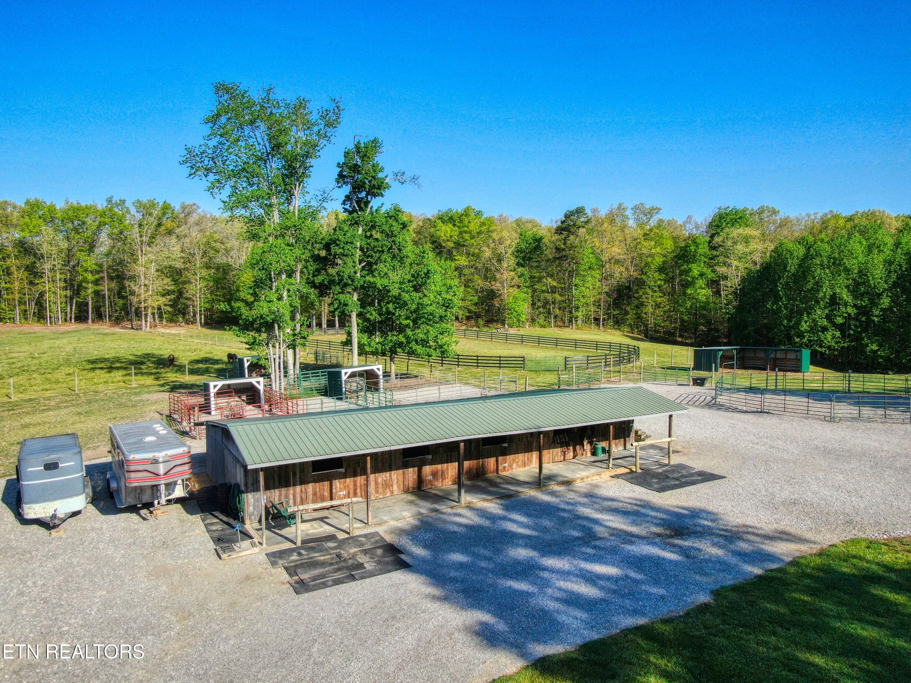 147 Akers Chapel Loop Jamestown TN 38556