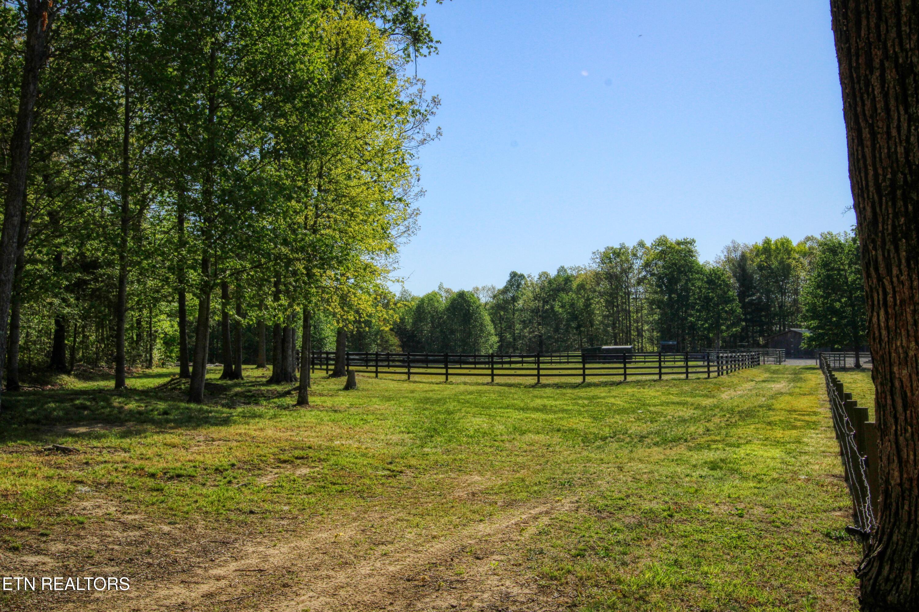 147 Akers Chapel Loop Jamestown TN 38556
