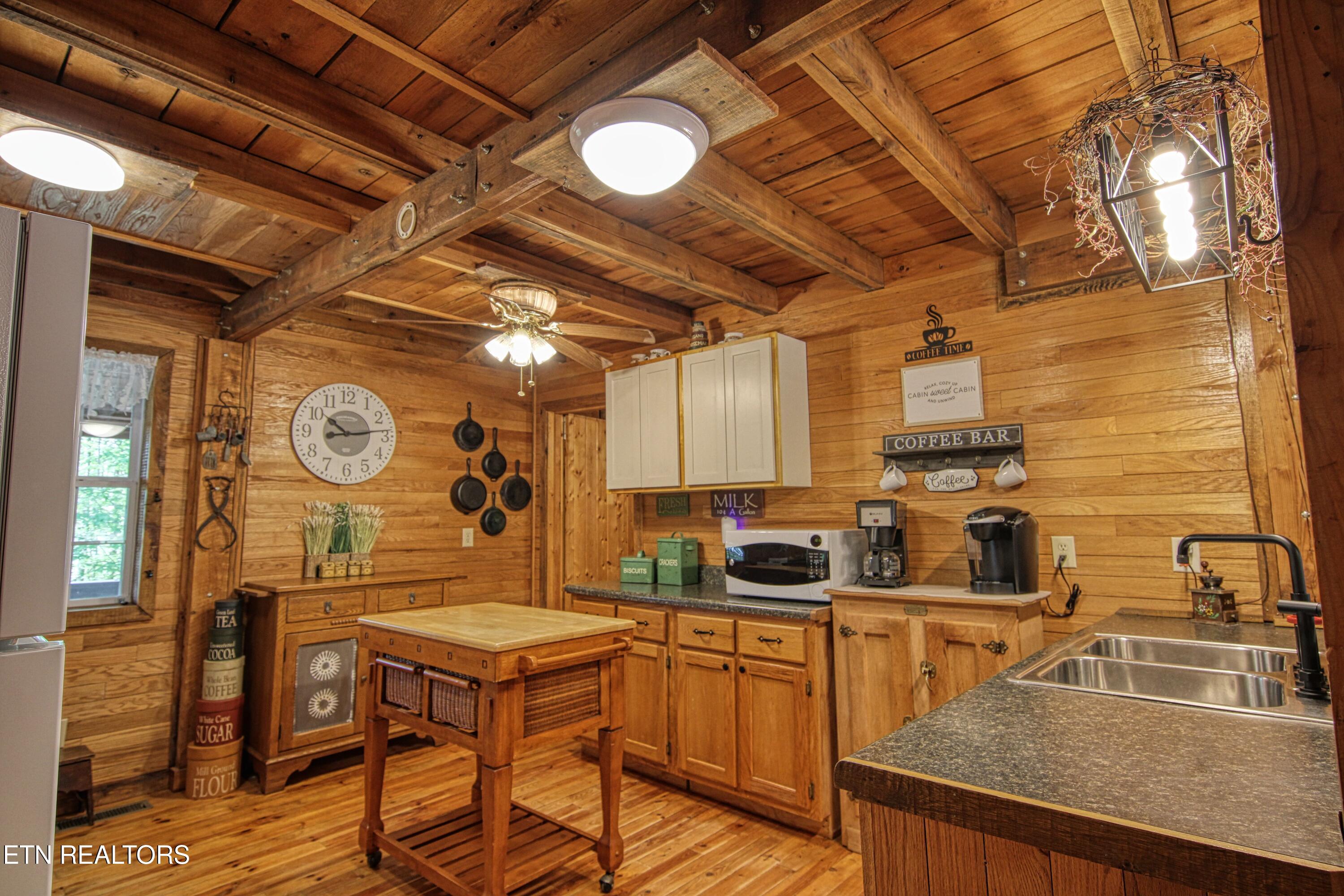 147 Akers Chapel Loop Jamestown TN 38556