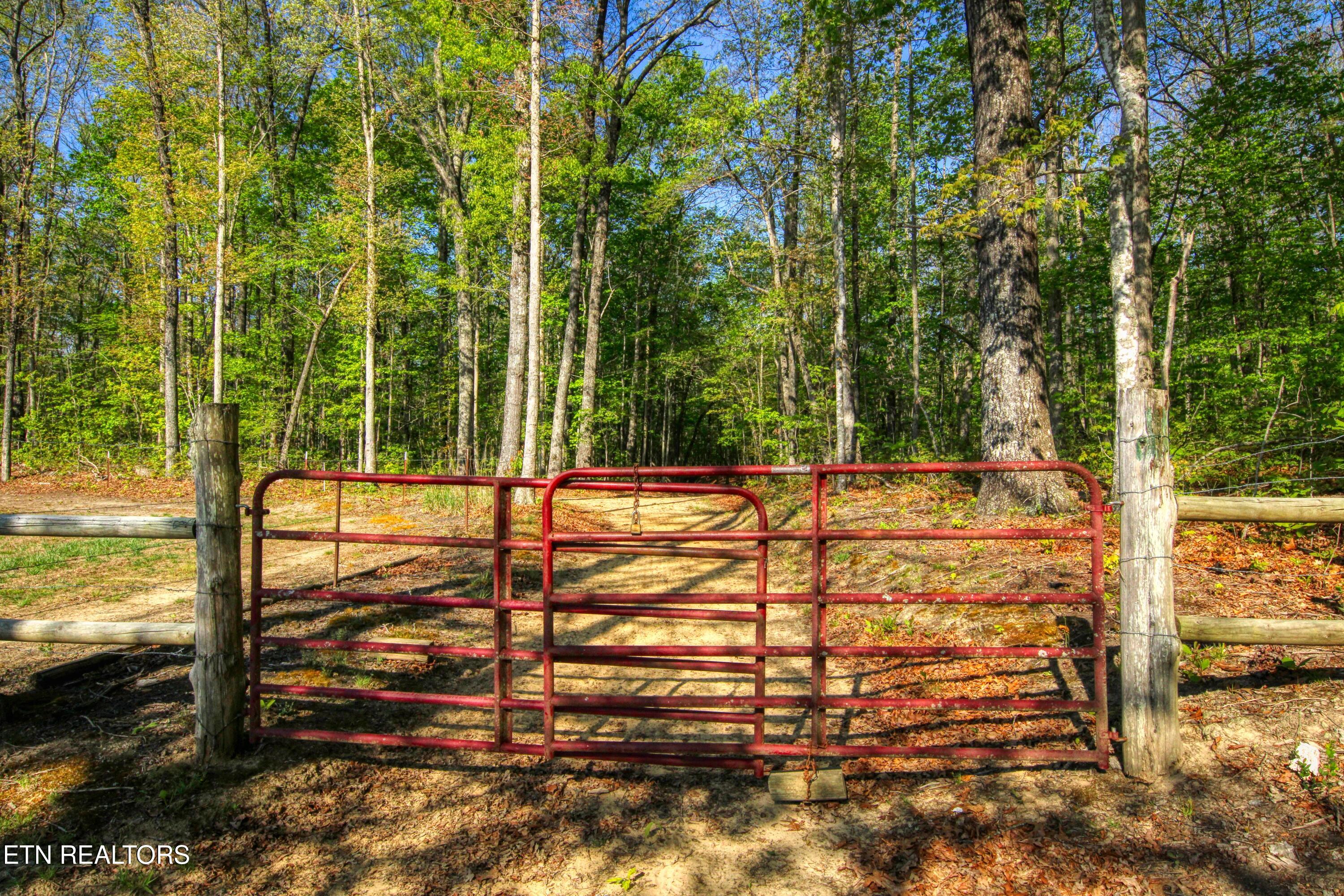 147 Akers Chapel Loop Jamestown TN 38556