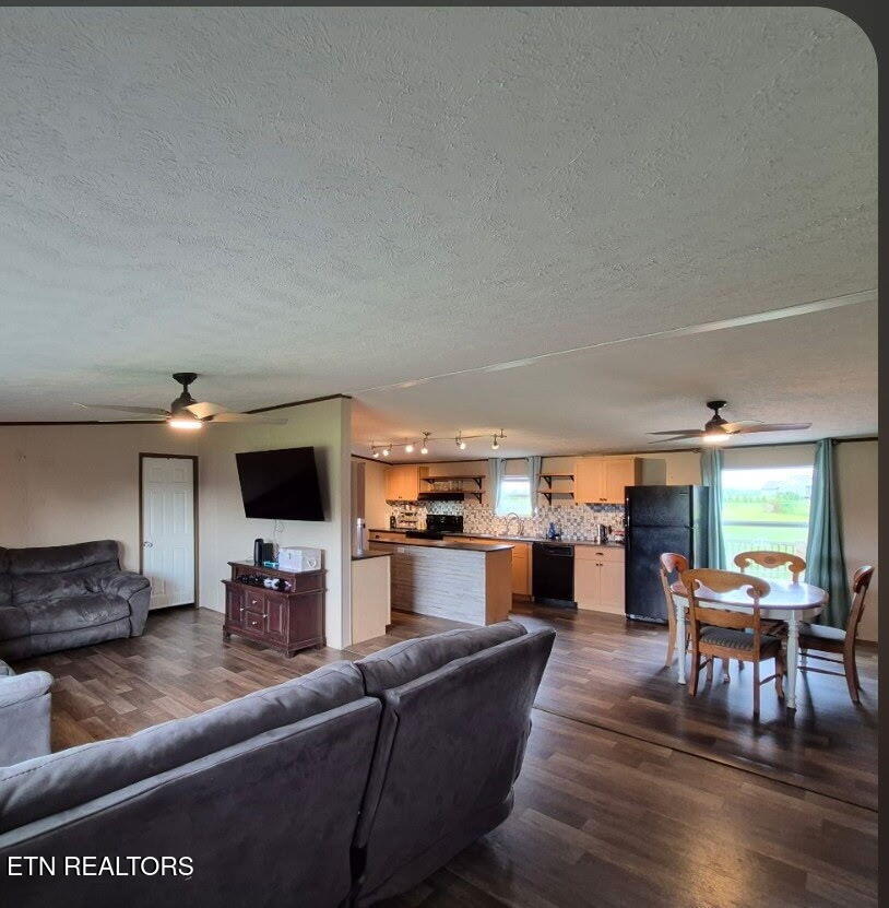 5138 Sevierville Road Maryville TN 37804