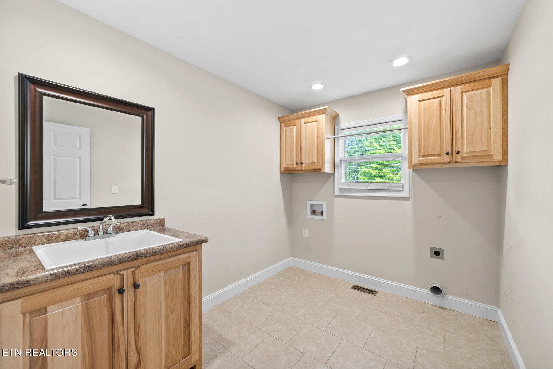 455 Carriage Drive Crossville TN 38555