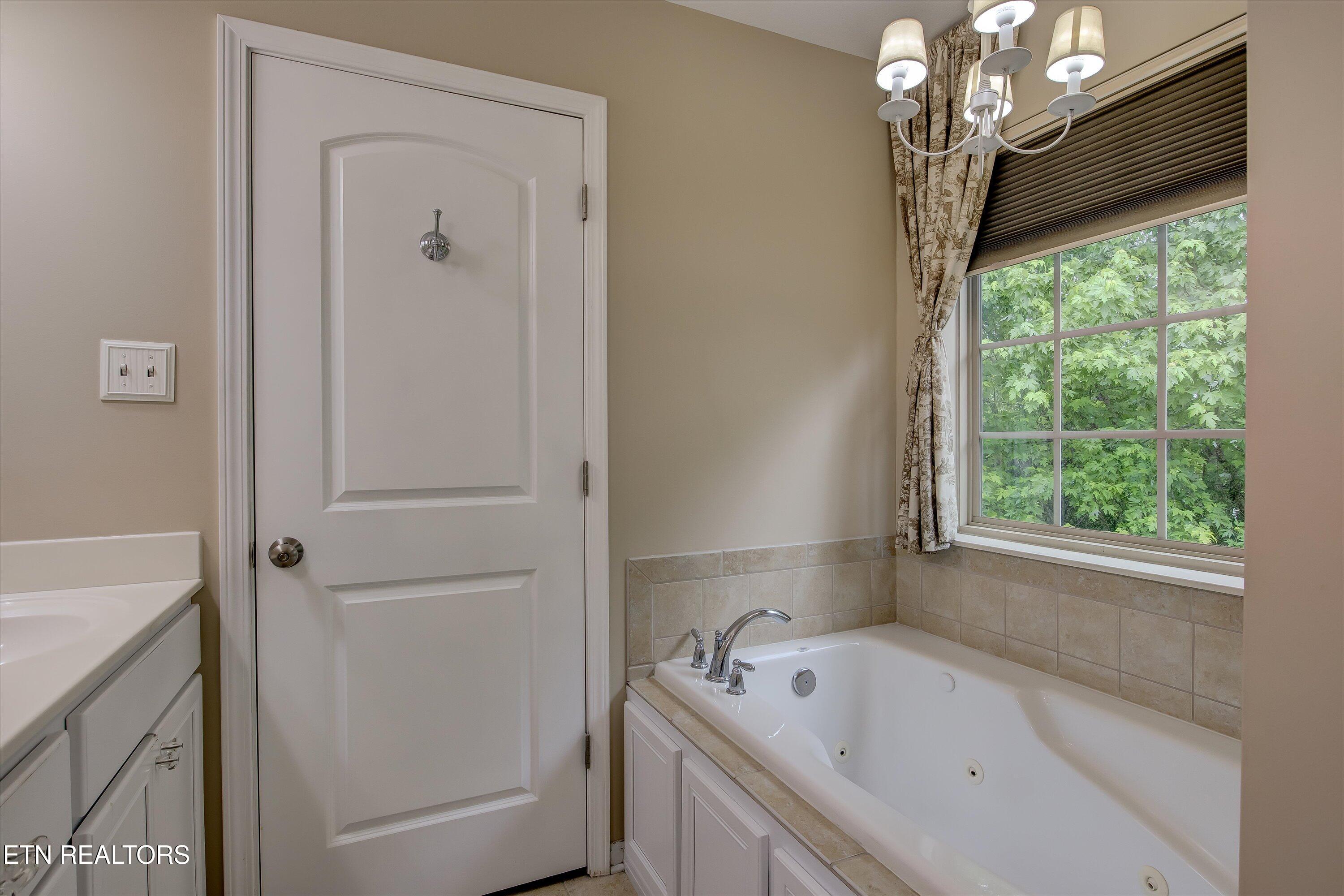 11537 Woodcliff Drive Knoxville TN 37934