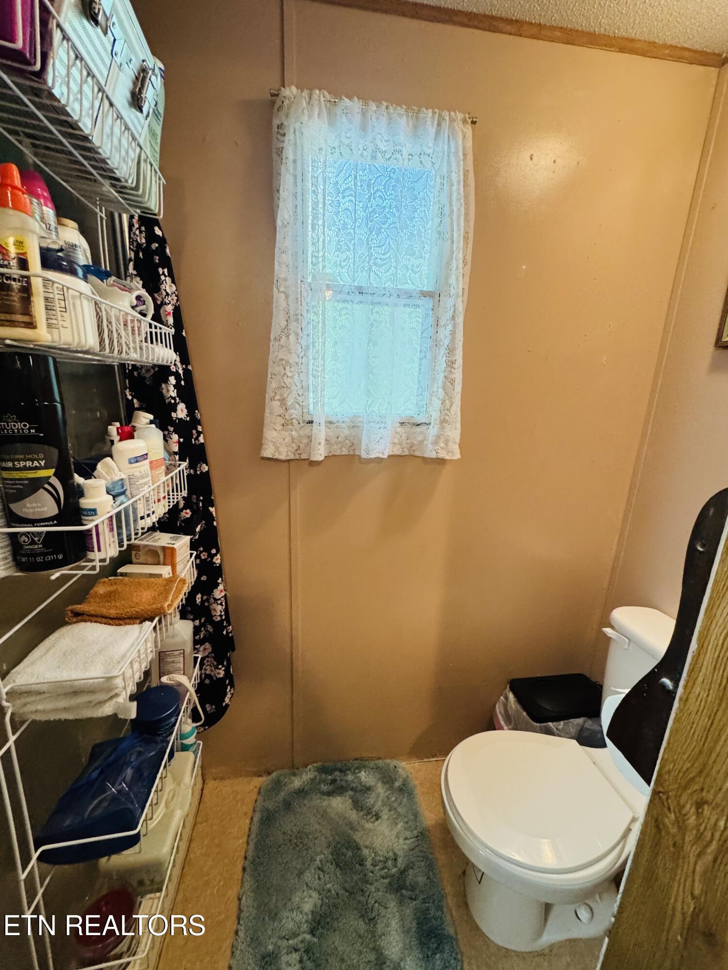 9923 Old Chestnut Ridge Road Heiskell TN 37754