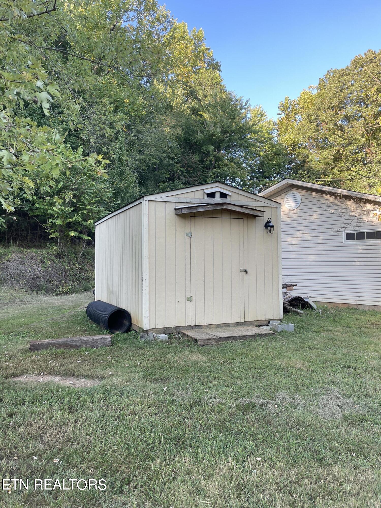 121 Carrie Reagan Lane Knoxville TN 37931