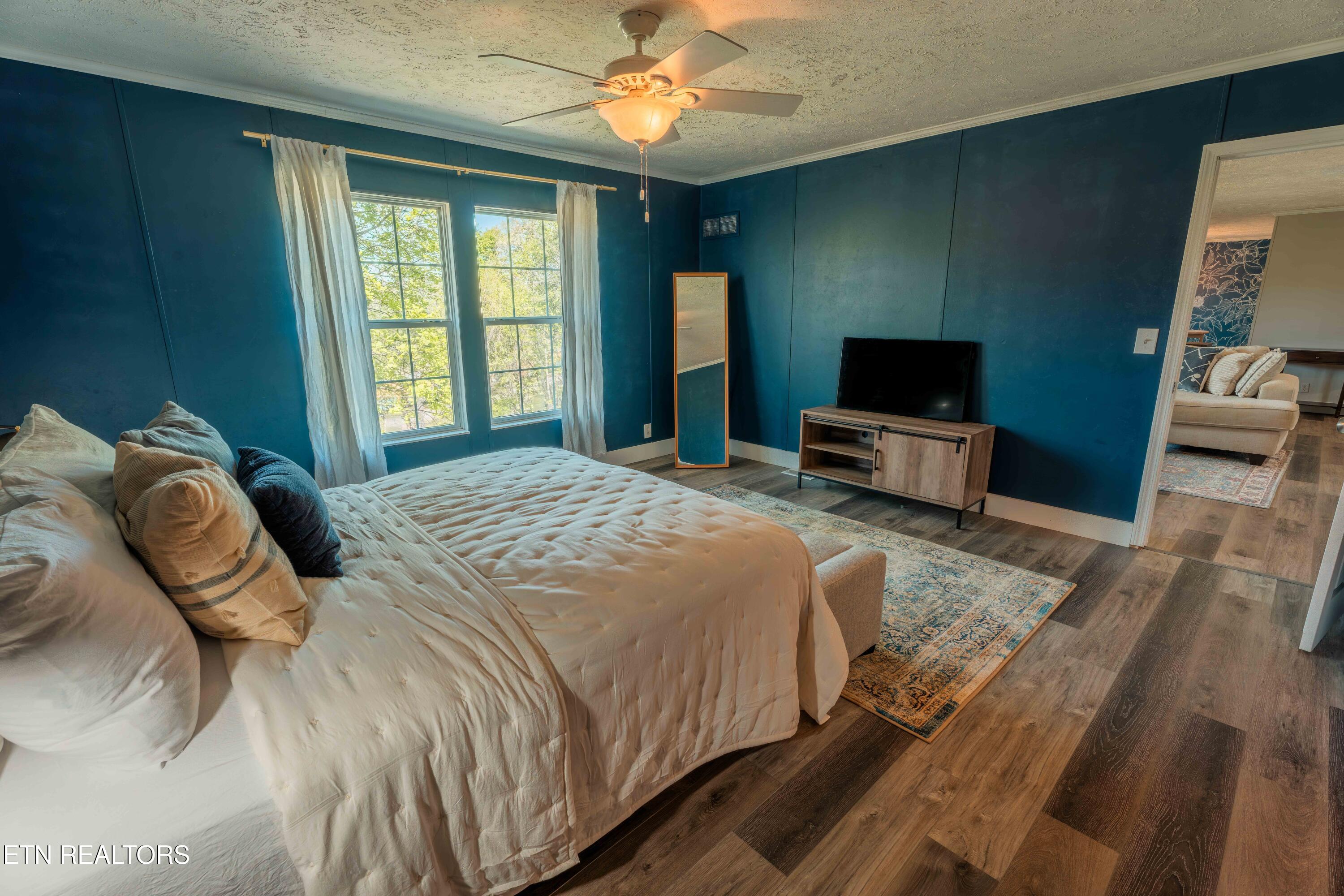 631 Laurel Road Clinton TN 37716