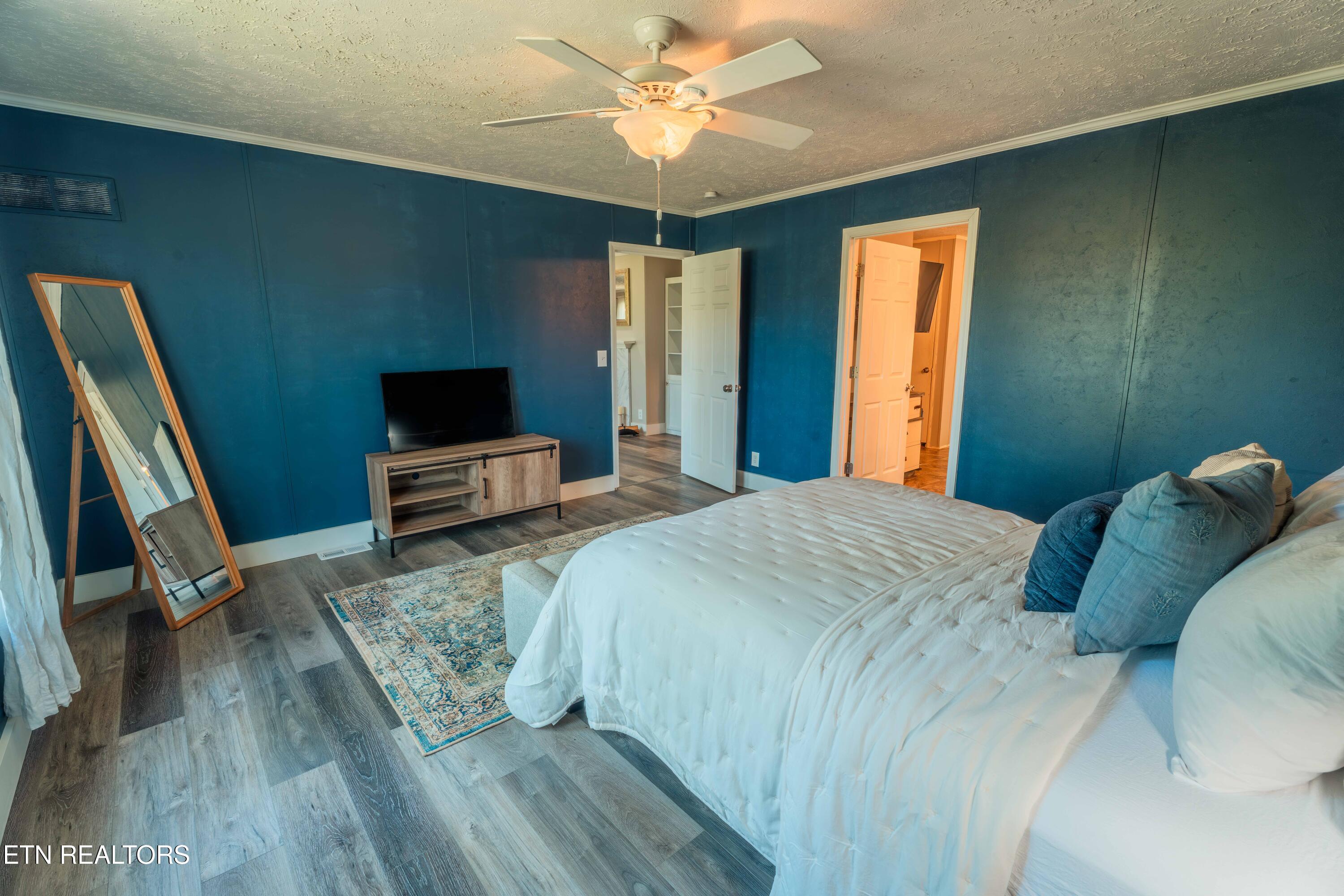 631 Laurel Road Clinton TN 37716