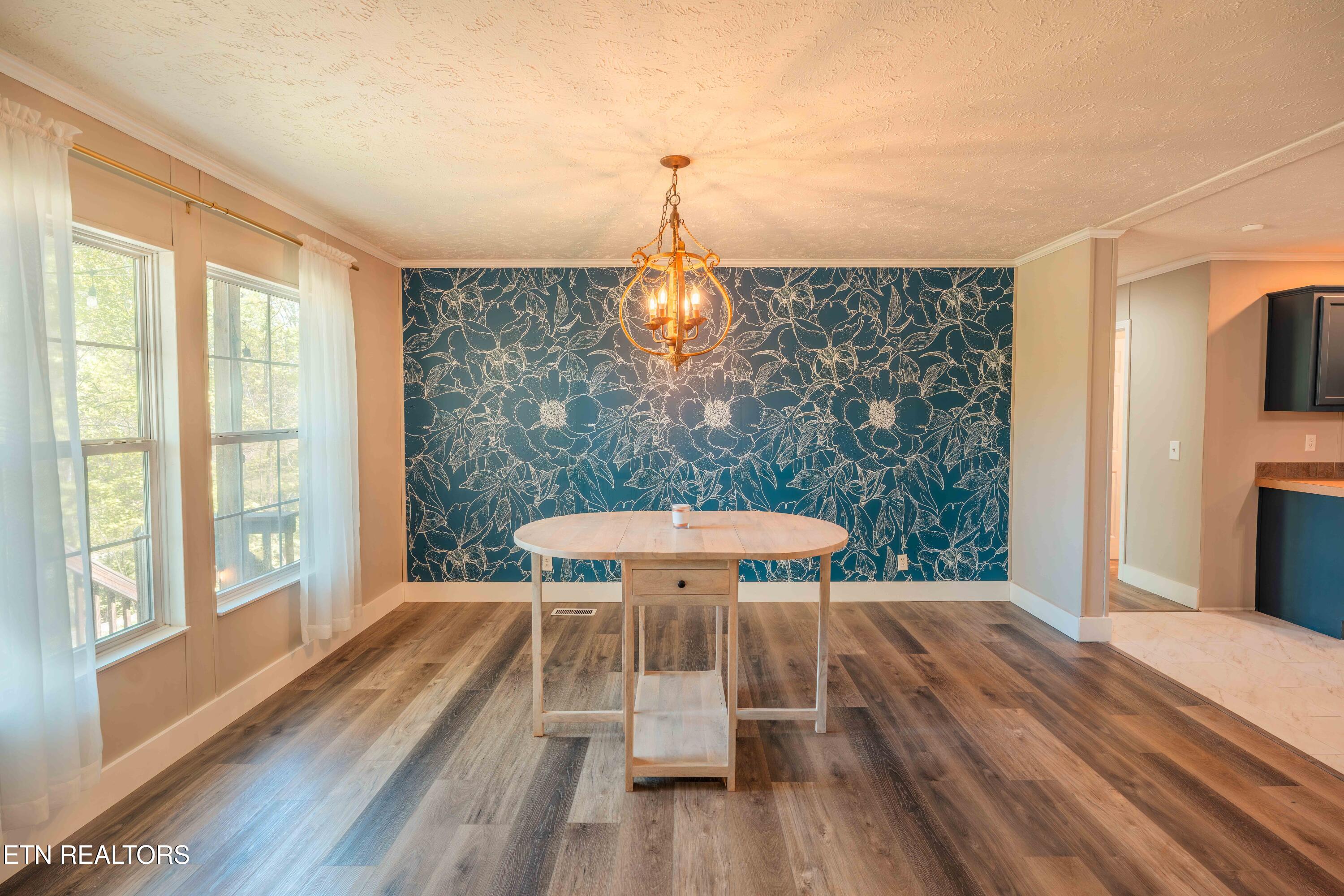 631 Laurel Road Clinton TN 37716