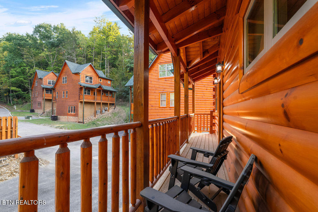2106 Vly Crk Way Pigeon Forge TN 37862