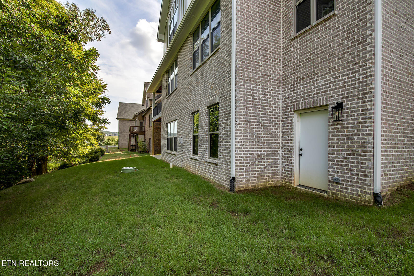 2260 Misty Mountain Circle Knoxville TN 37932