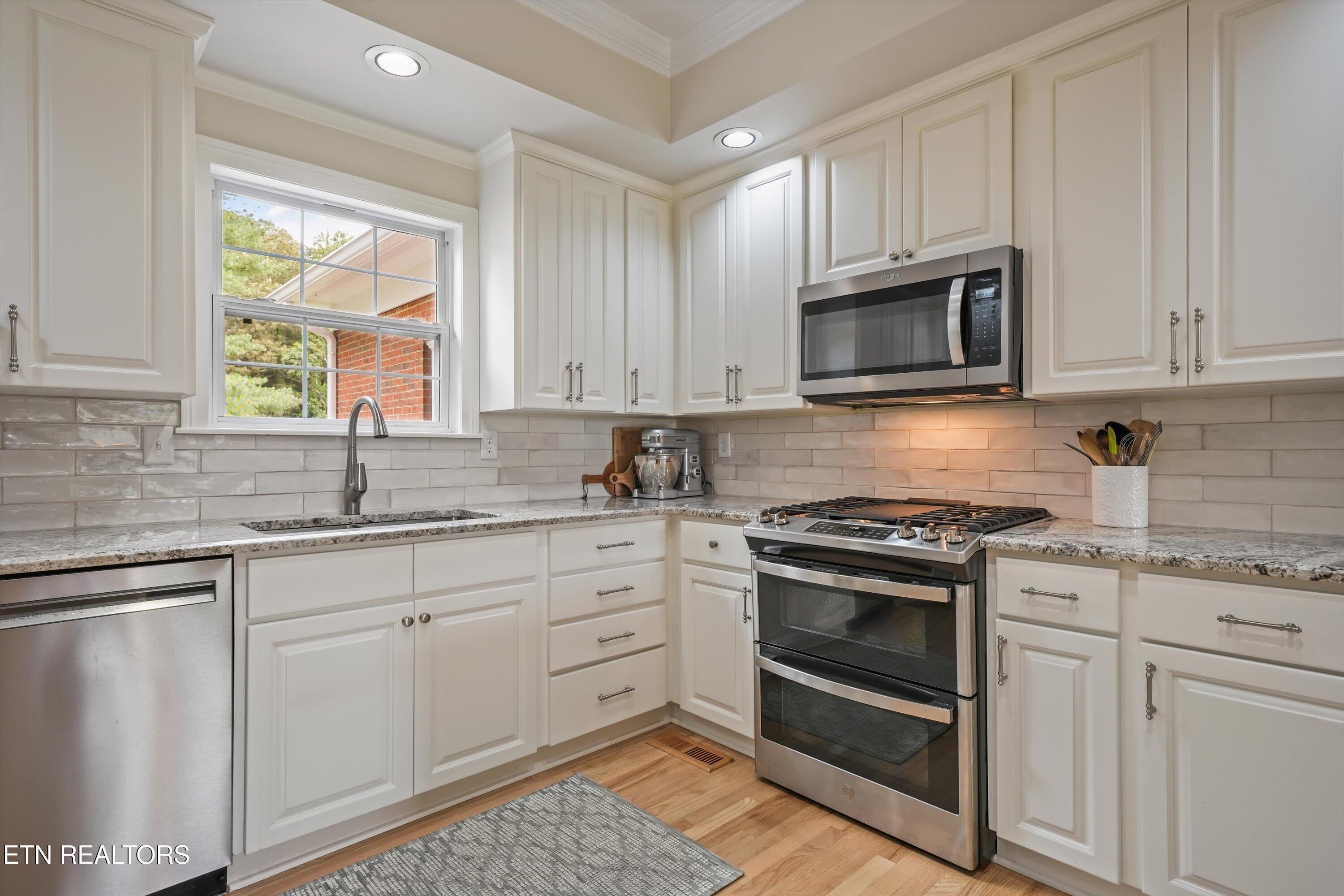 2039 Chasewood Lane Maryville TN 37803
