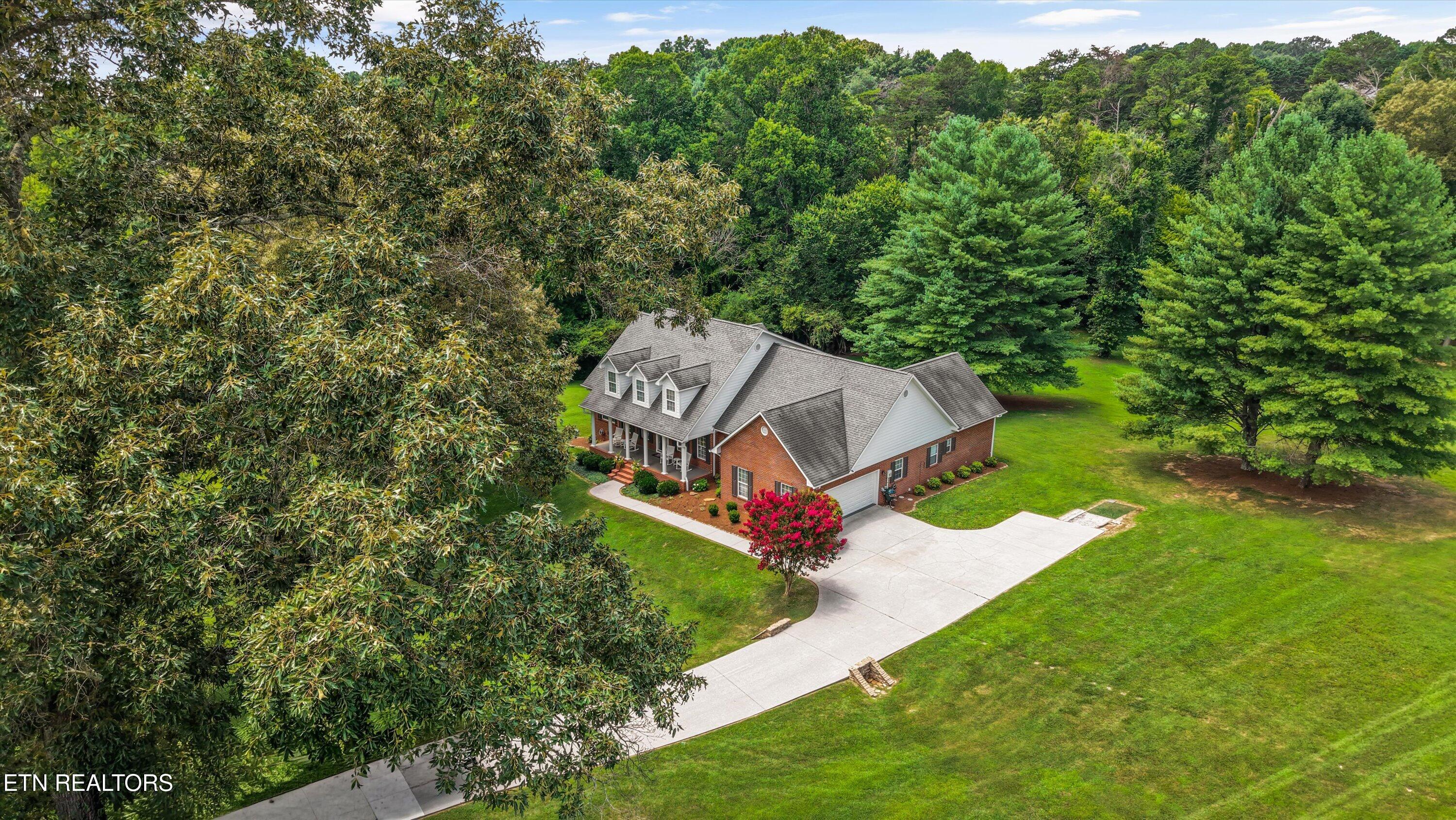 2039 Chasewood Lane Maryville TN 37803