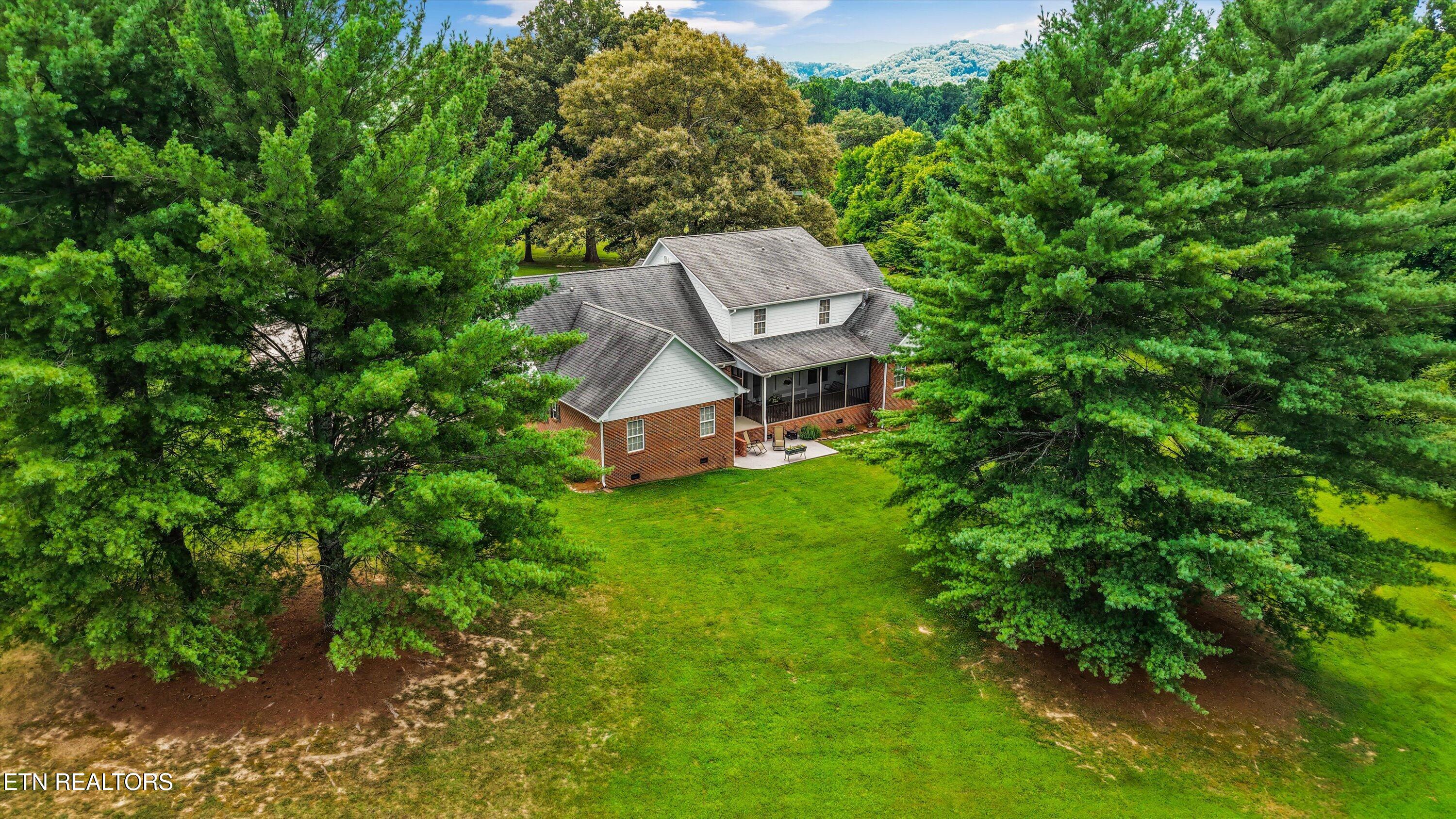 2039 Chasewood Lane Maryville TN 37803