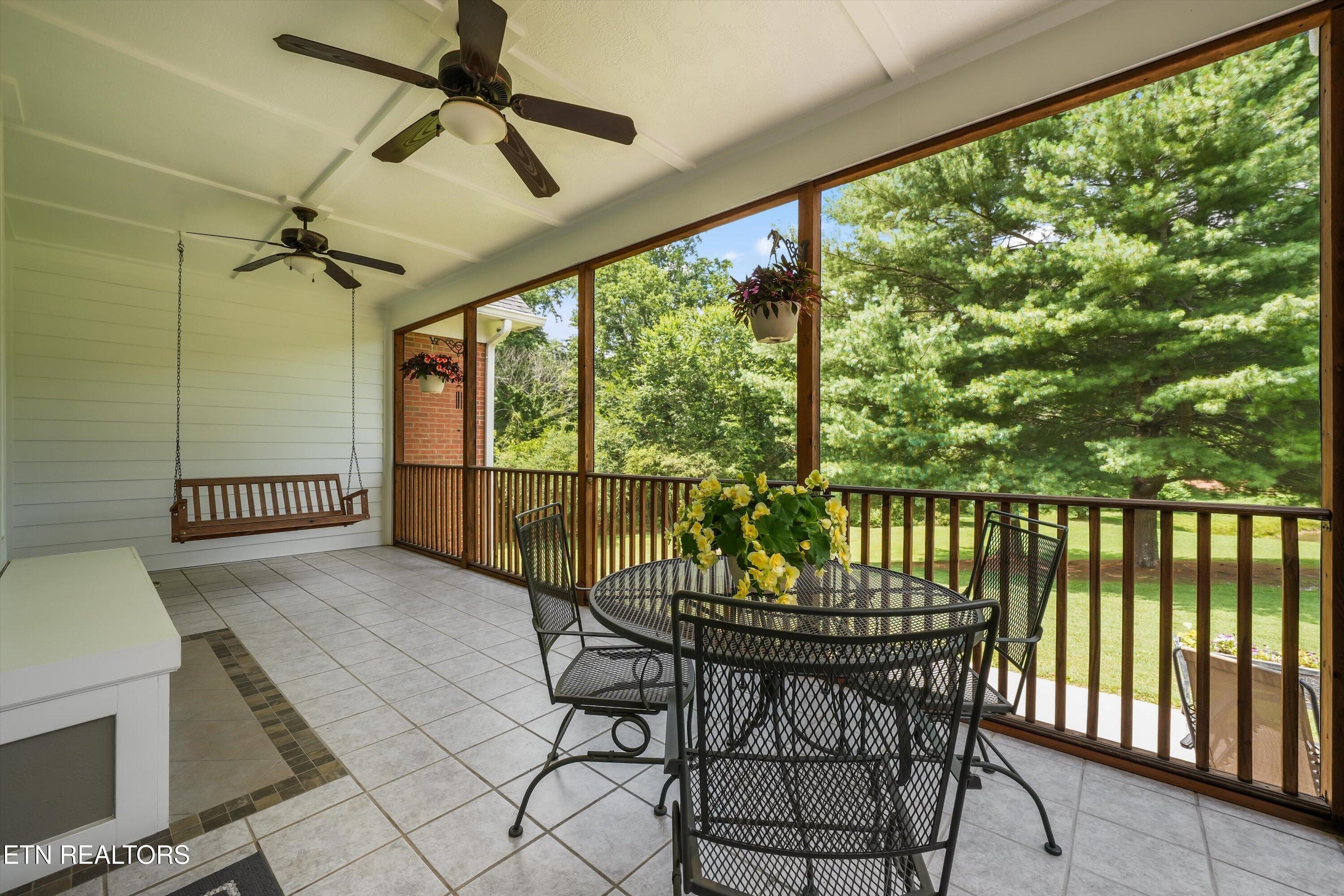 2039 Chasewood Lane Maryville TN 37803