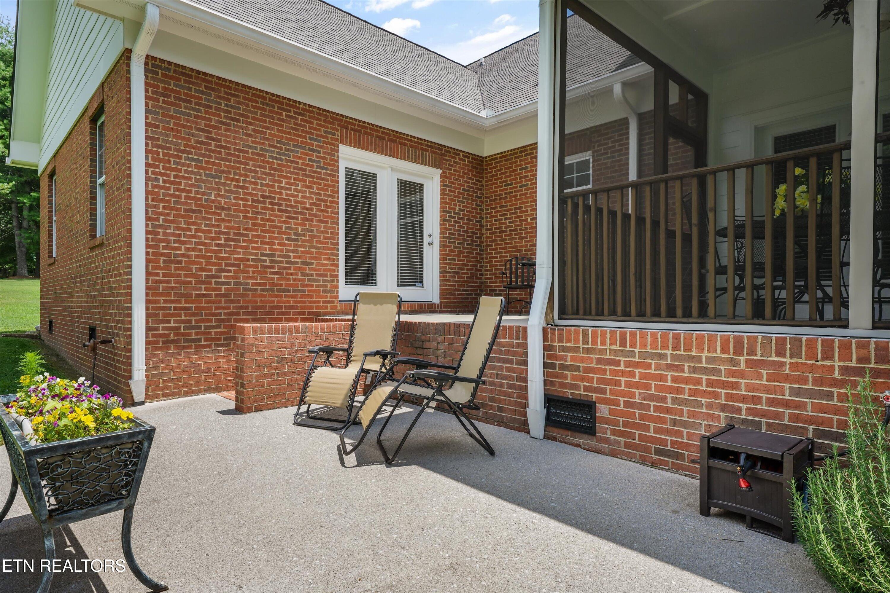 2039 Chasewood Lane Maryville TN 37803