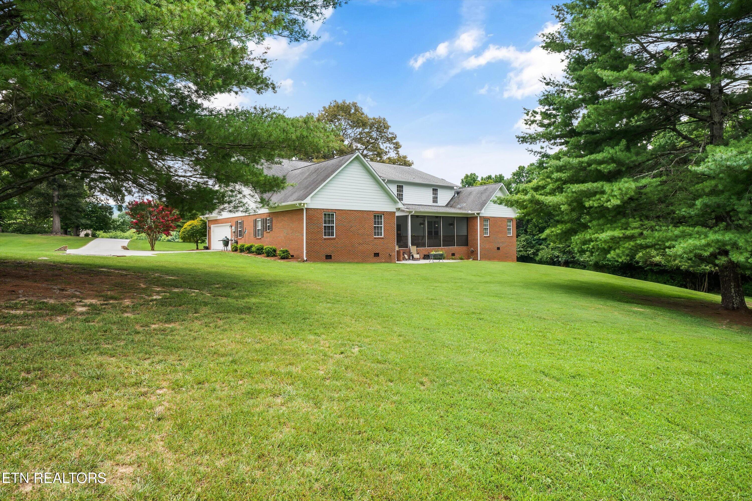 2039 Chasewood Lane Maryville TN 37803