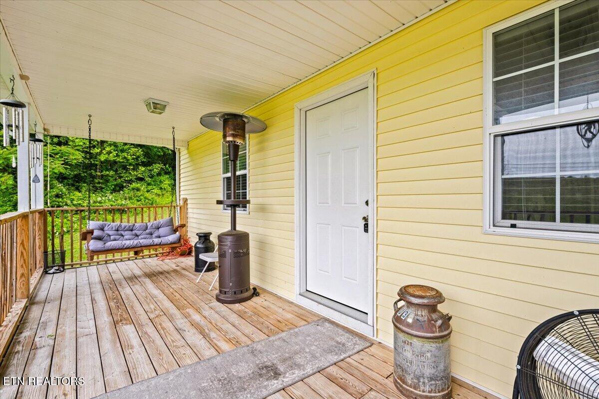 216 Mountain Road New Tazewell TN 37825