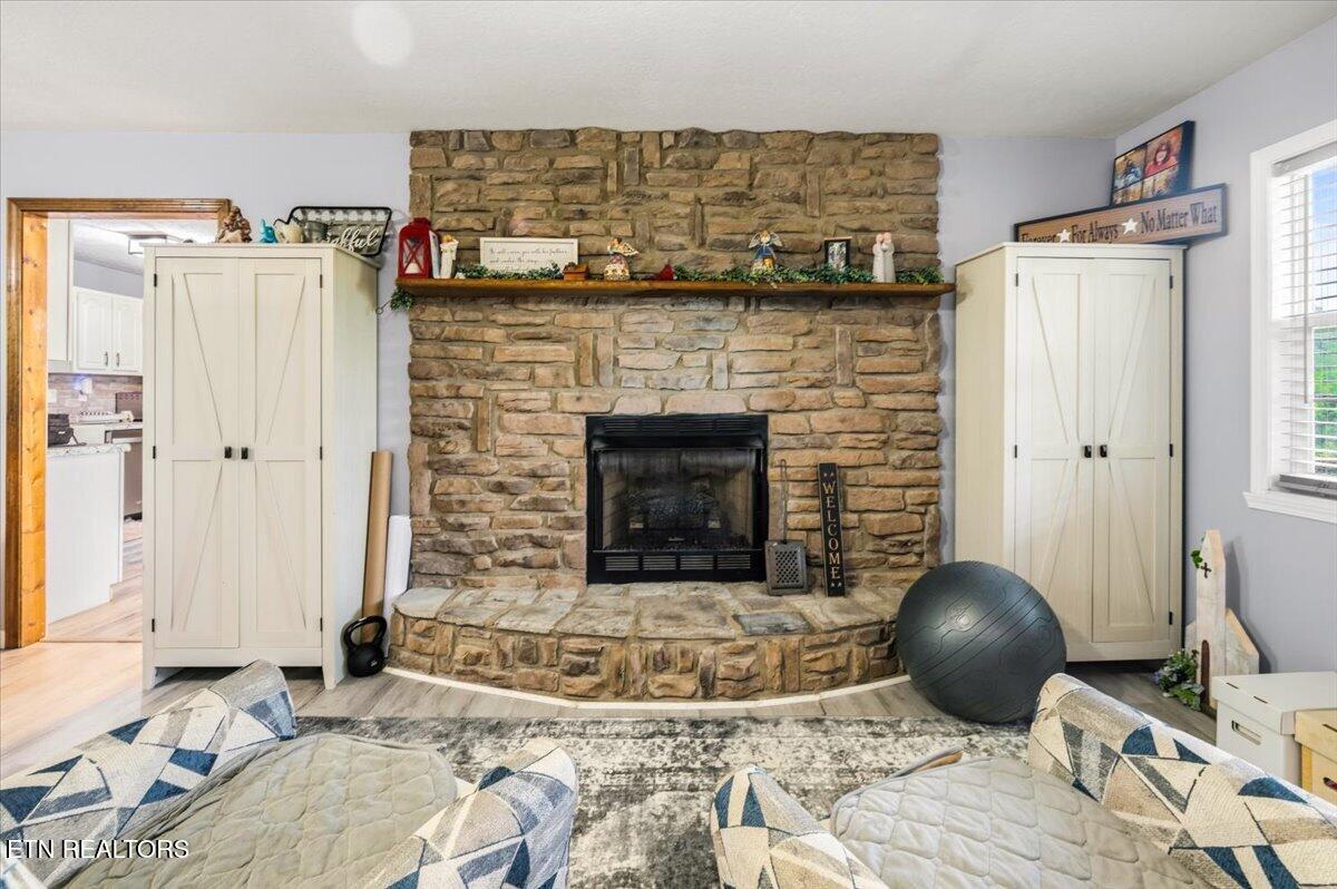 216 Mountain Road New Tazewell TN 37825