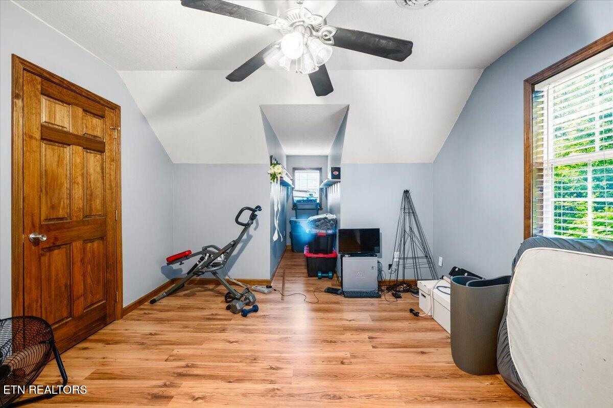 216 Mountain Road New Tazewell TN 37825