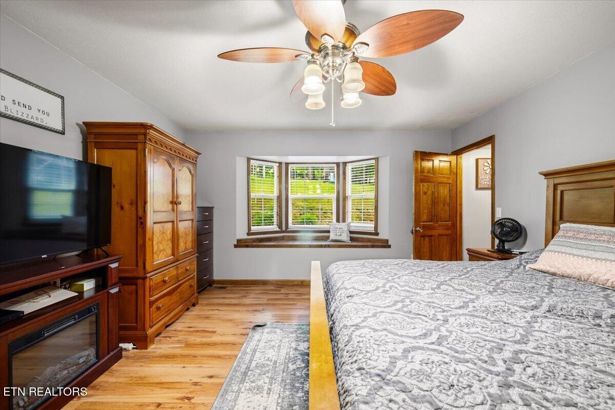 216 Mountain Road New Tazewell TN 37825