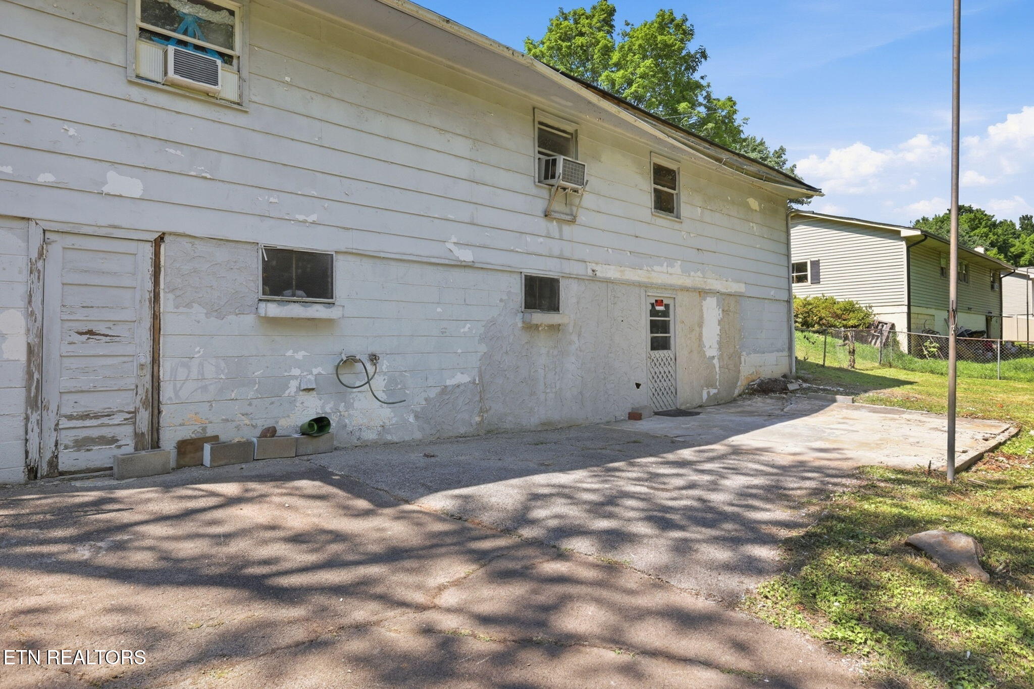 4930 Lonas Drive Knoxville TN 37909