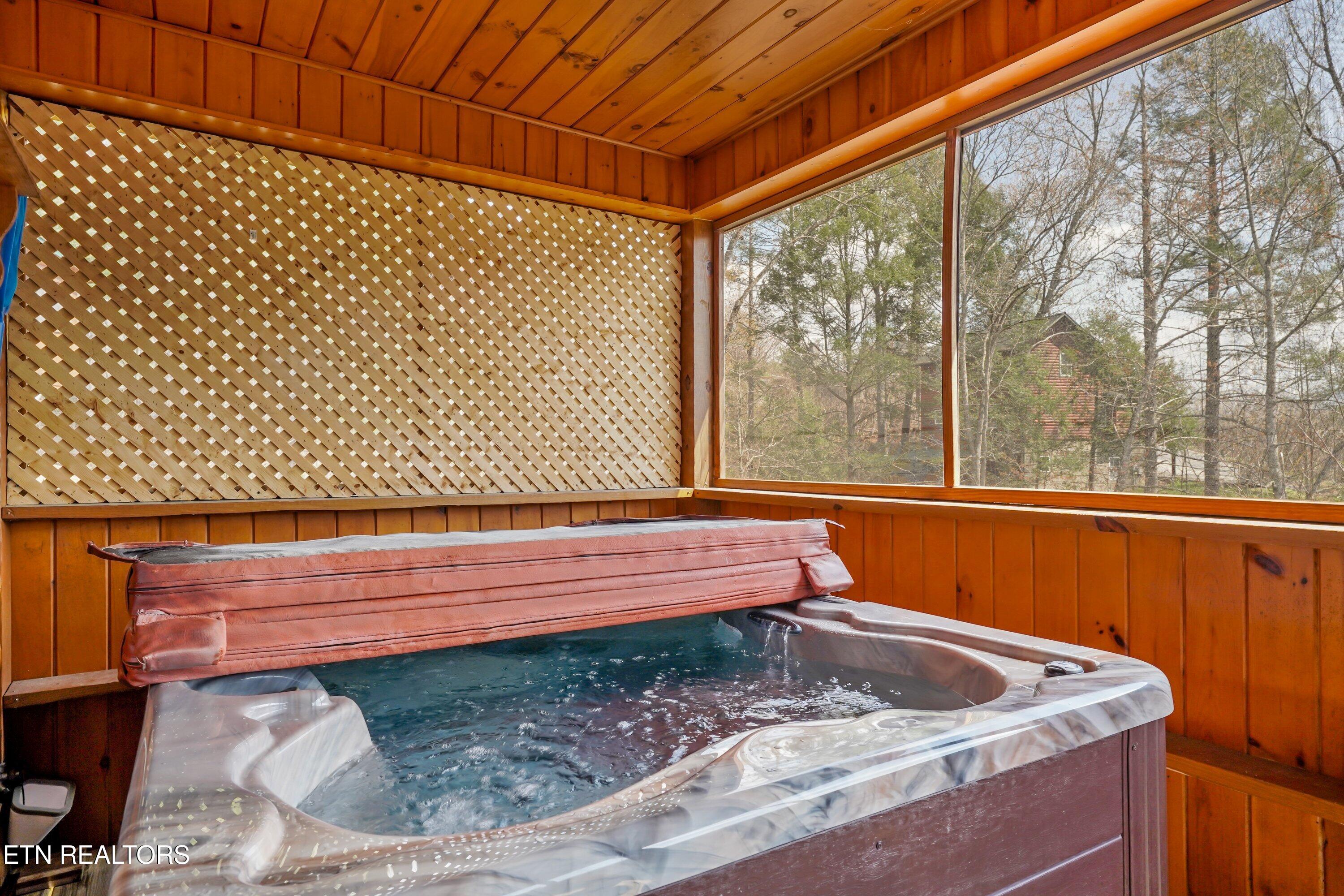 328 Pinnacle Cottage Way Gatlinburg TN 37738