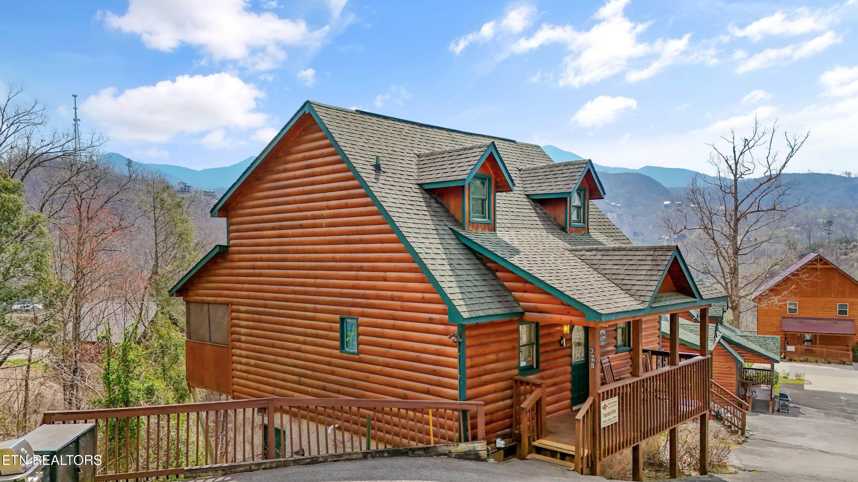 328 Pinnacle Cottage Way Gatlinburg TN 37738