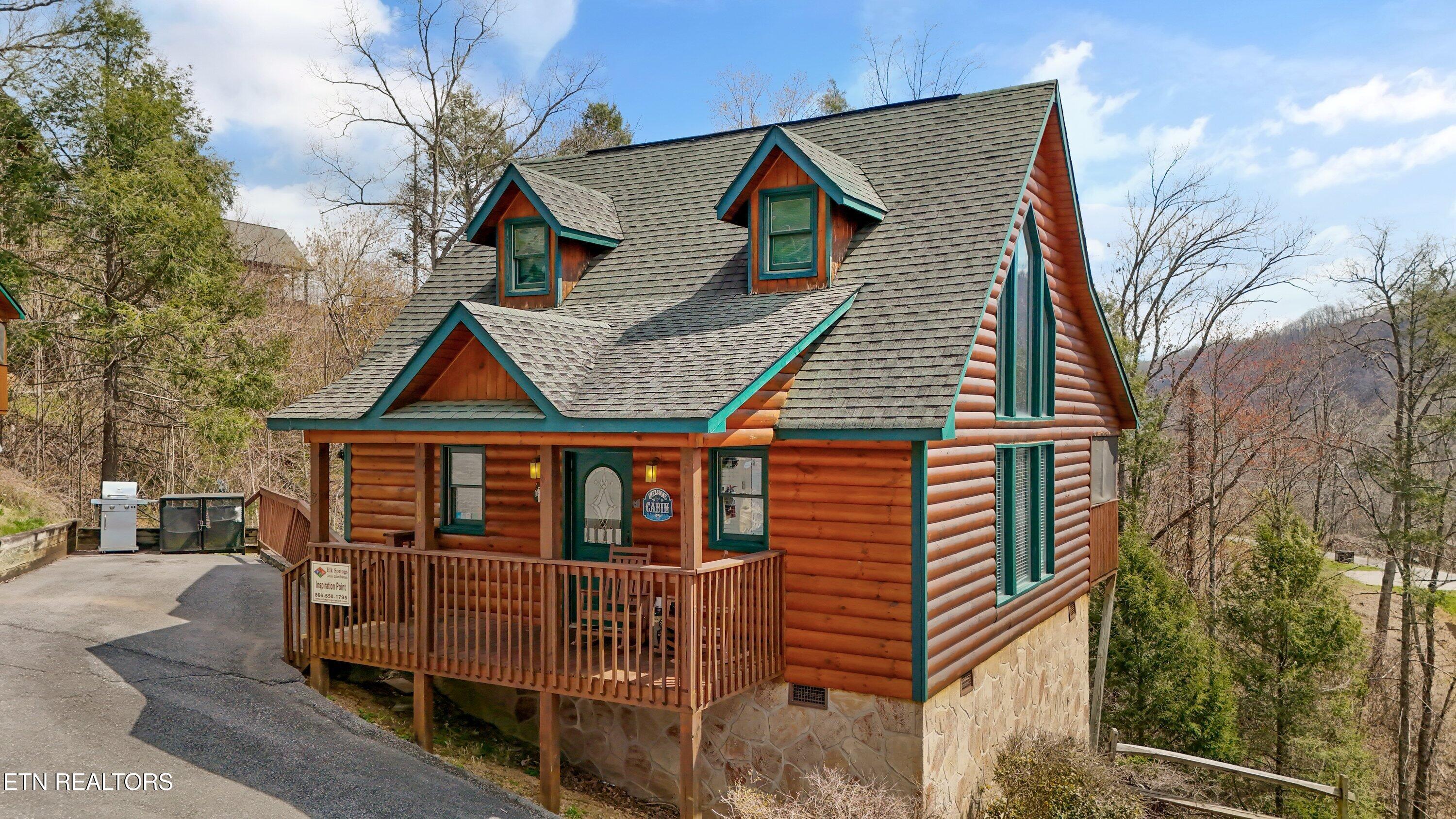 328 Pinnacle Cottage Way Gatlinburg TN 37738