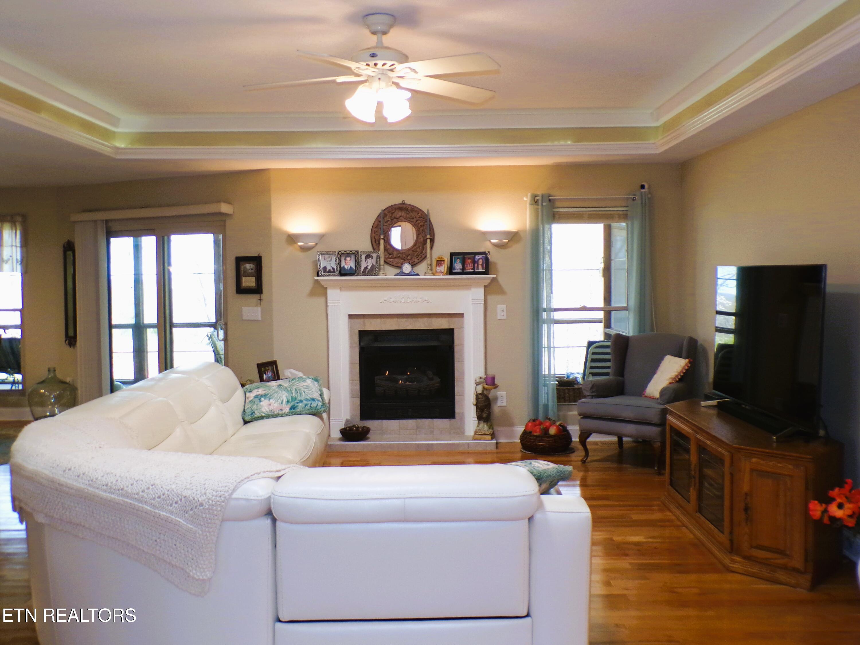459 Woodgate Drive Crossville TN 38571
