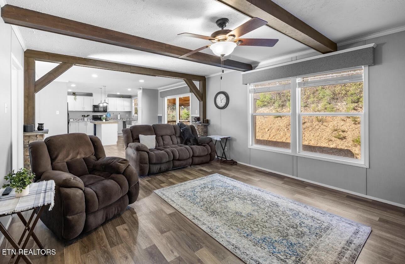 273 County Road 364 Niota TN 37826