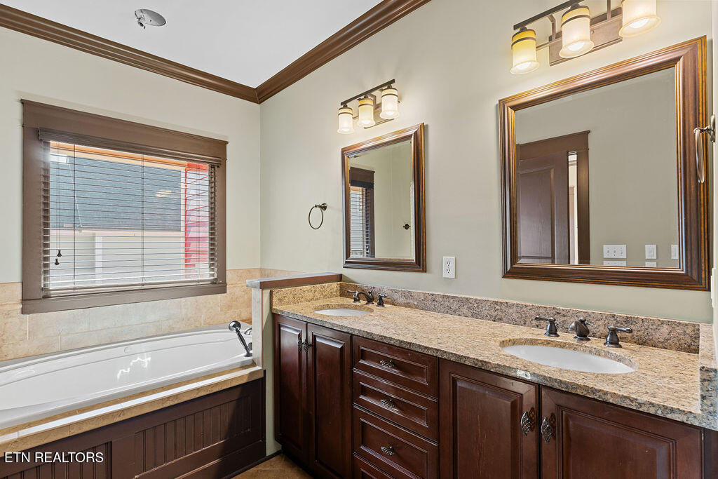 748 Bobcat Run Drive Loudon TN 37774