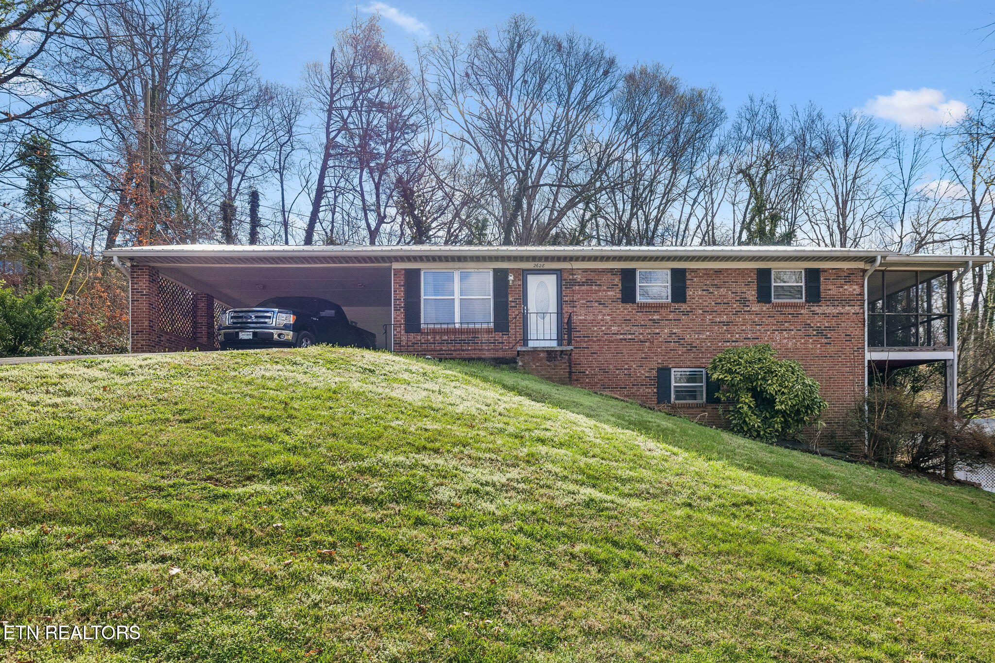 2628 Rahn Avenue Maryville TN 37804