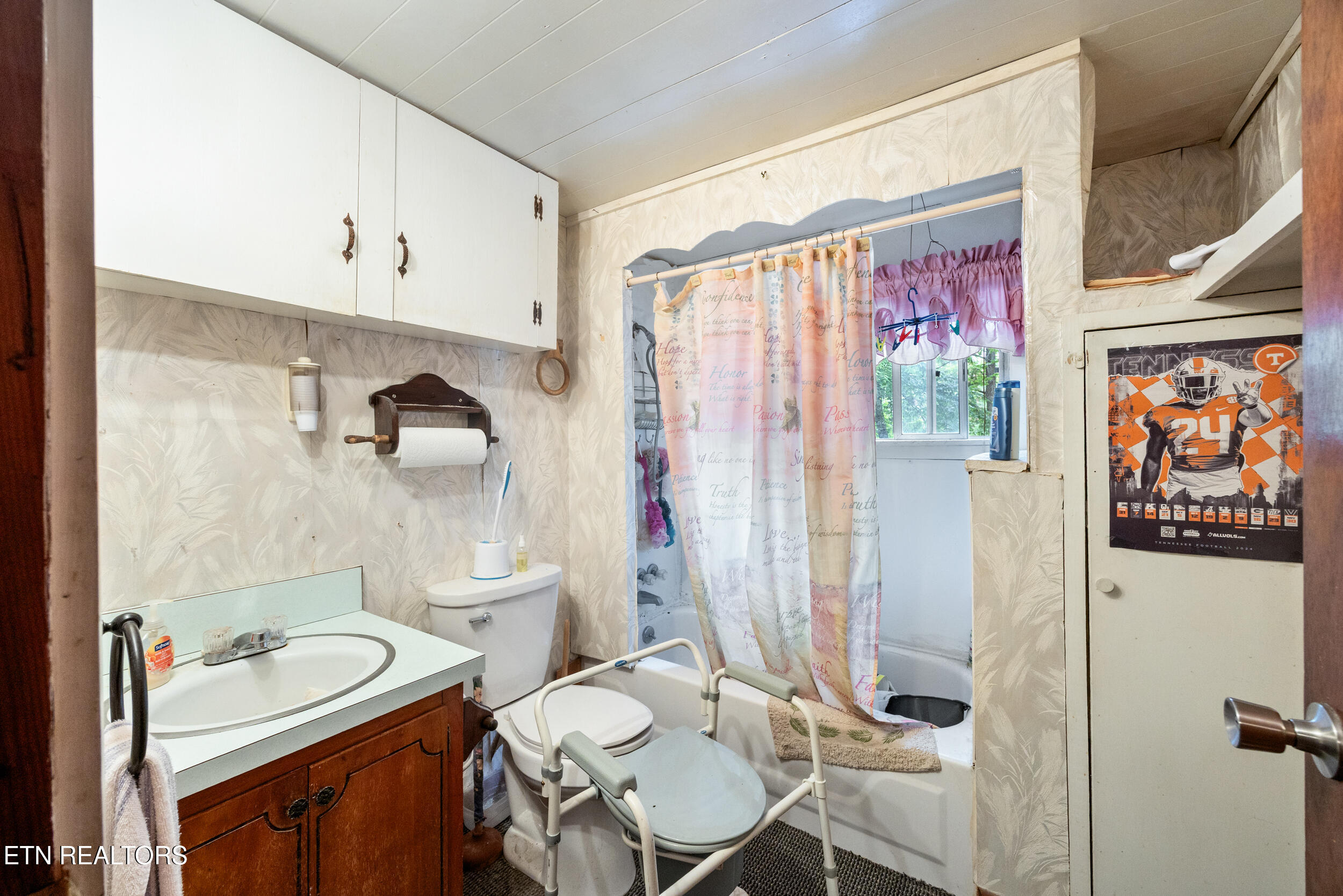 2531 Ridge Road Pigeon Forge TN 37863