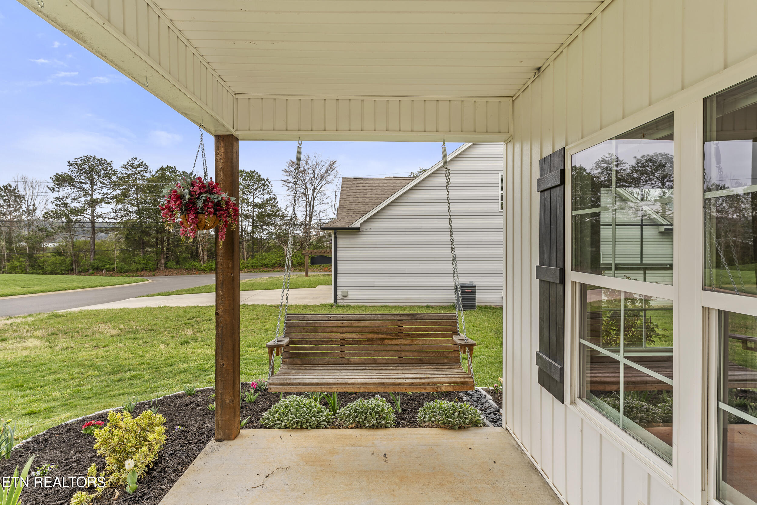 8152 SW Cobblestone Drive Cleveland TN 37311