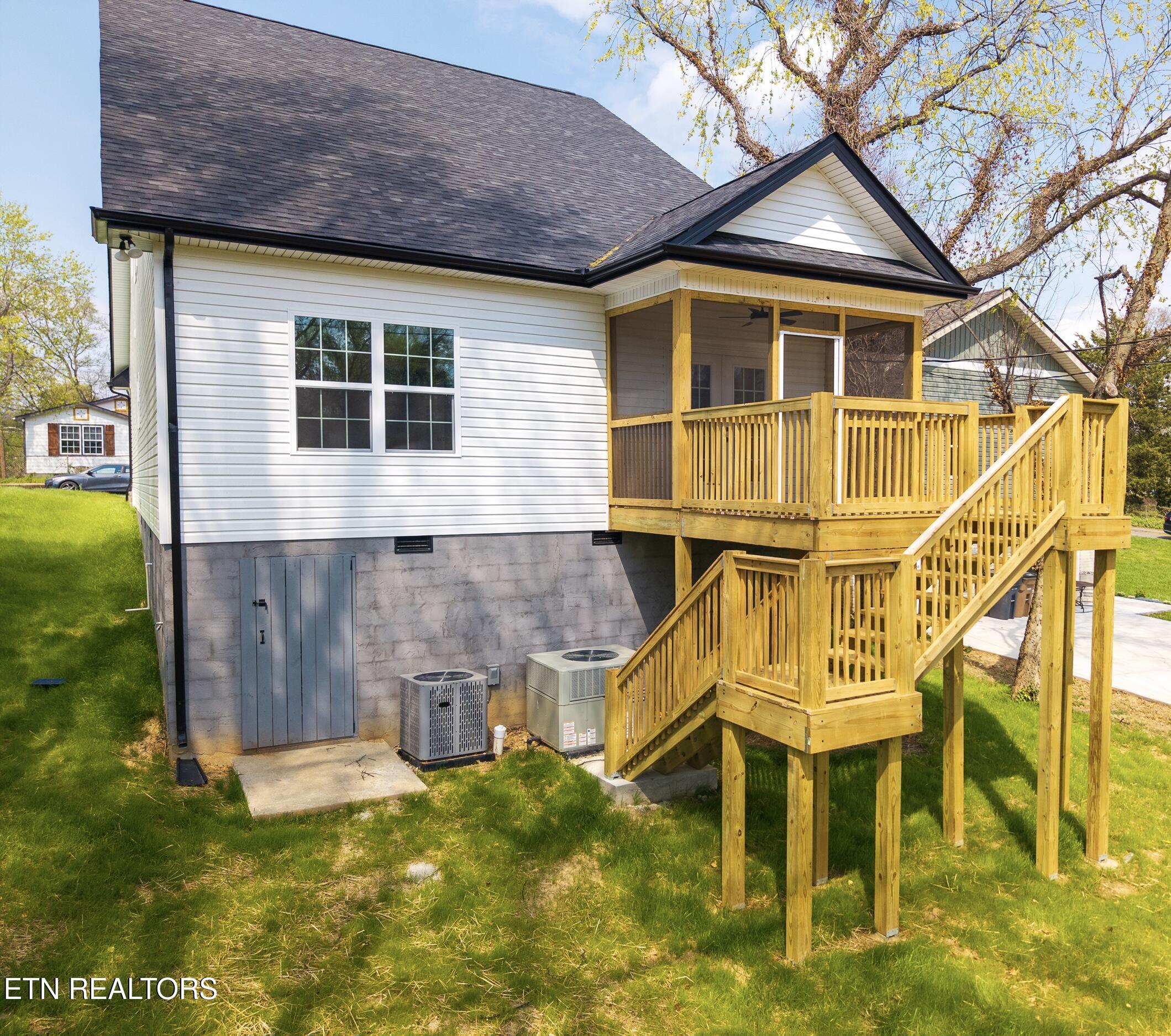 1902 Woodbine Avenue Knoxville TN 37917