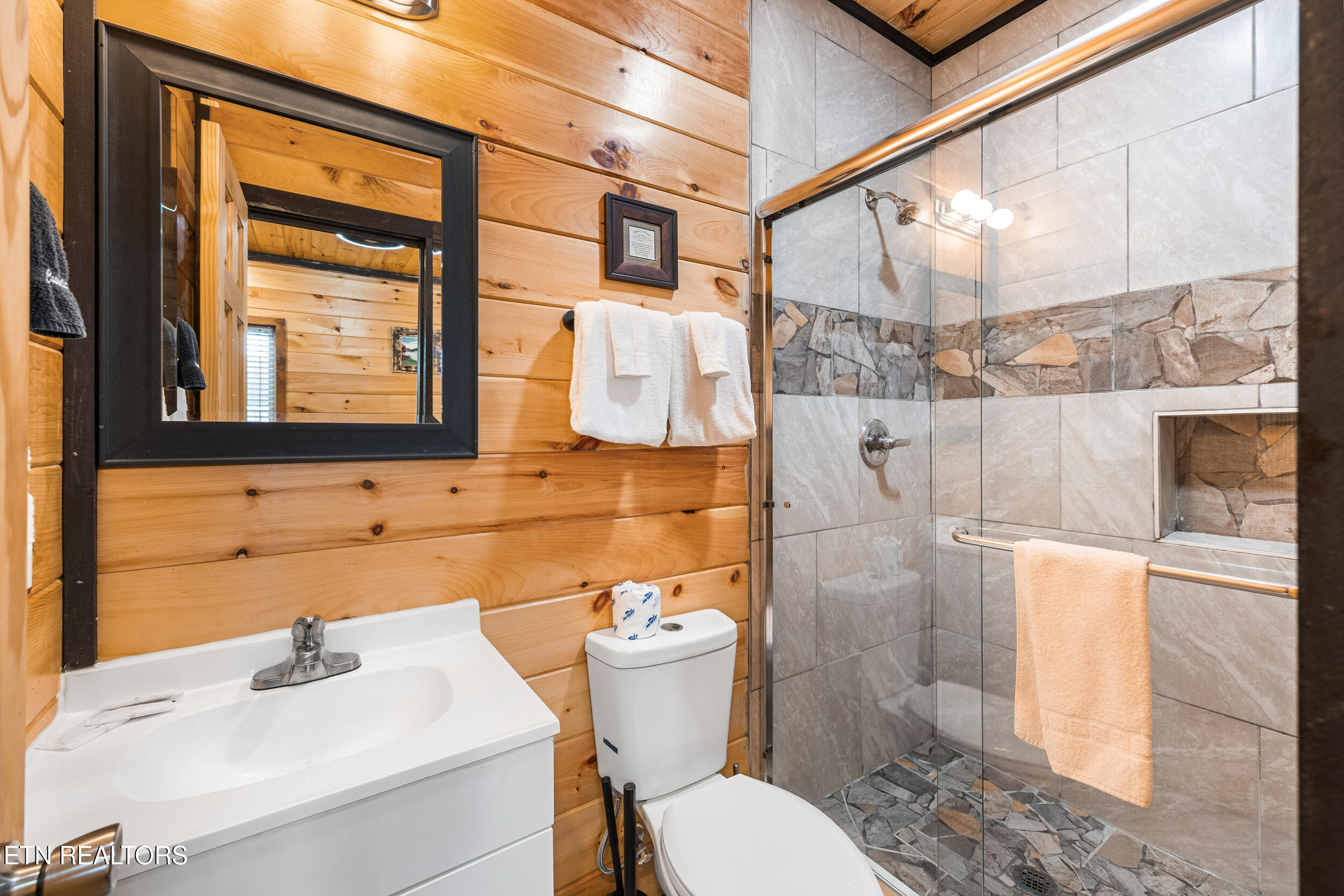 2540 White Timberlake Drive Sevierville TN 37876