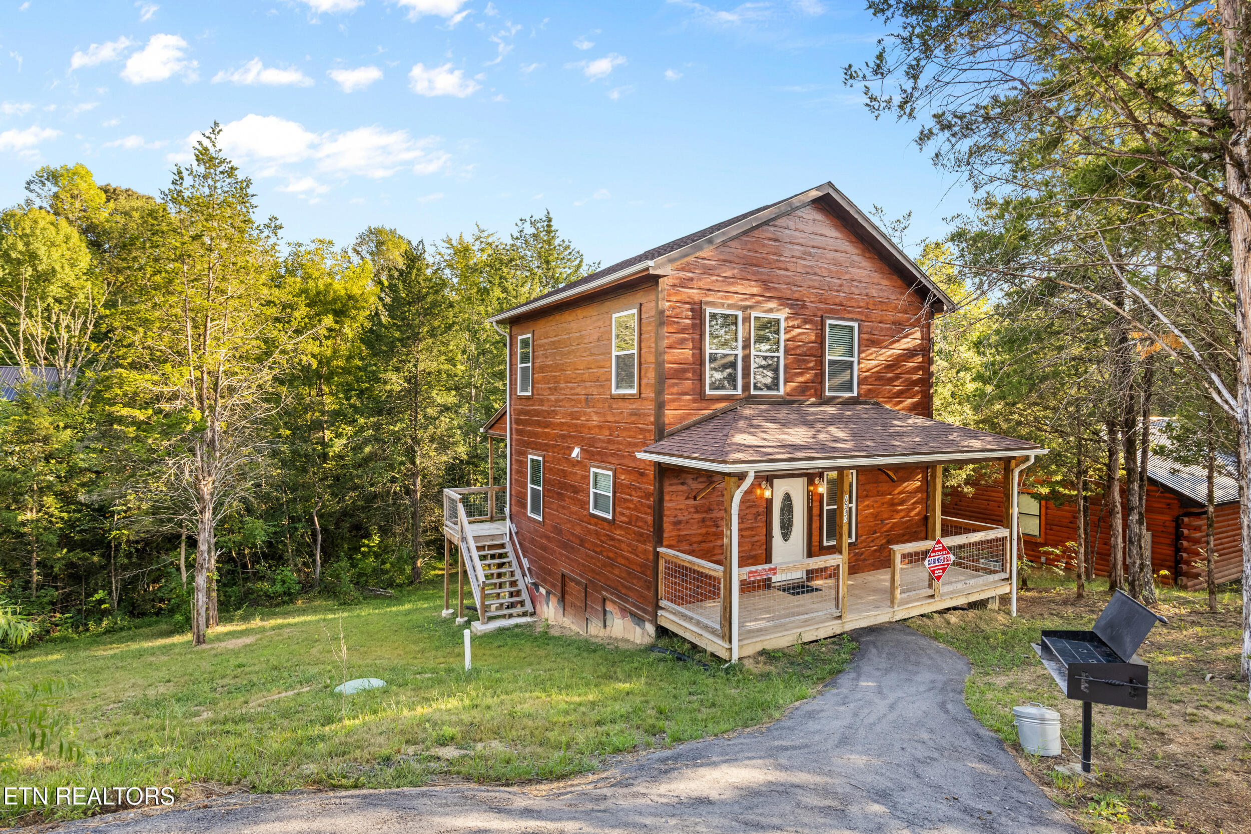 2540 White Timberlake Drive Sevierville TN 37876