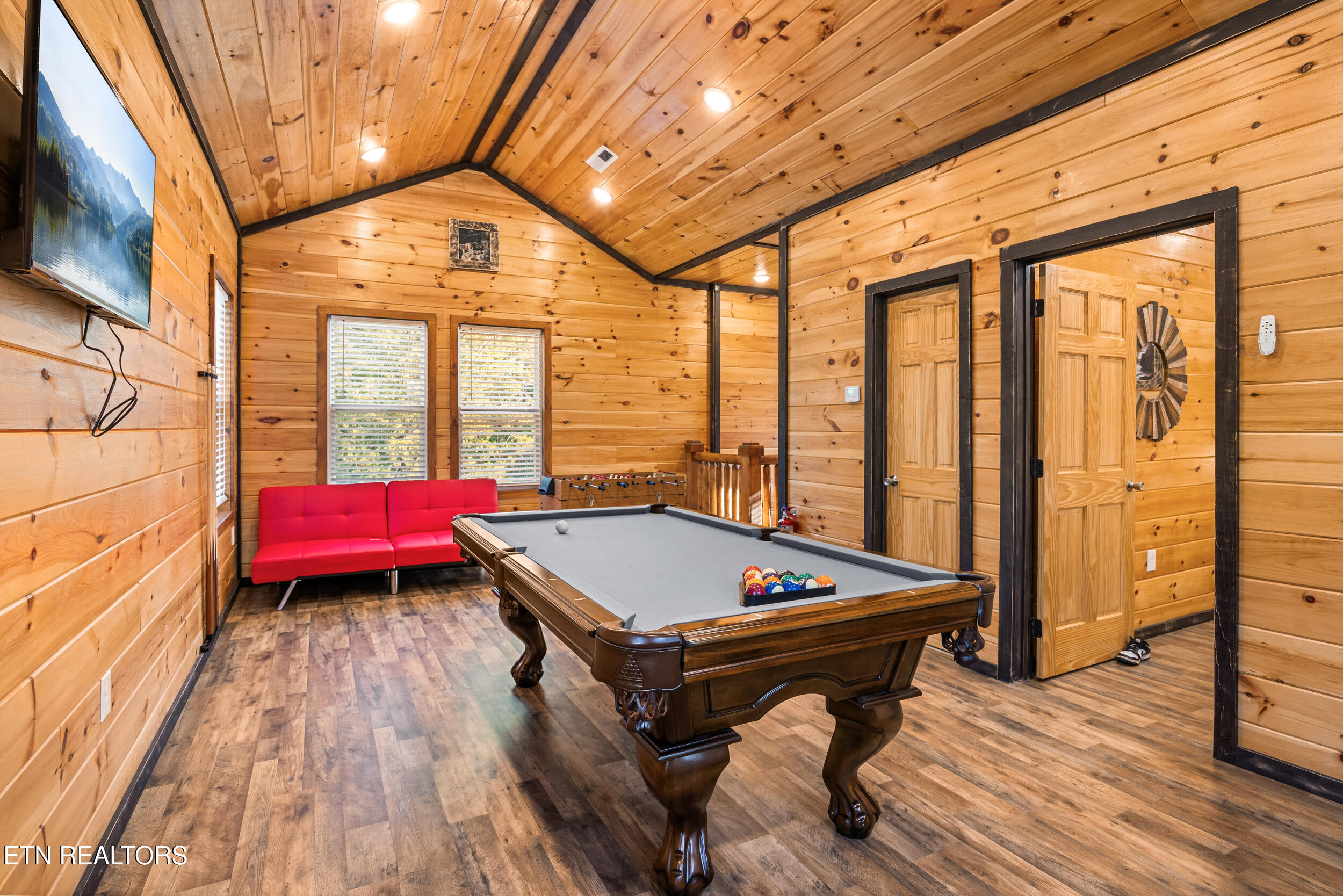 2540 White Timberlake Drive Sevierville TN 37876